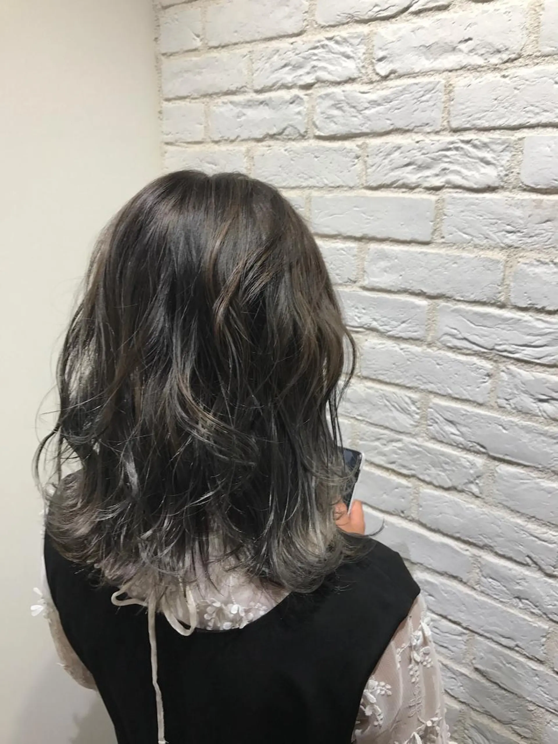 ショート カラー UMEDA FIGAROのヘアスタイル