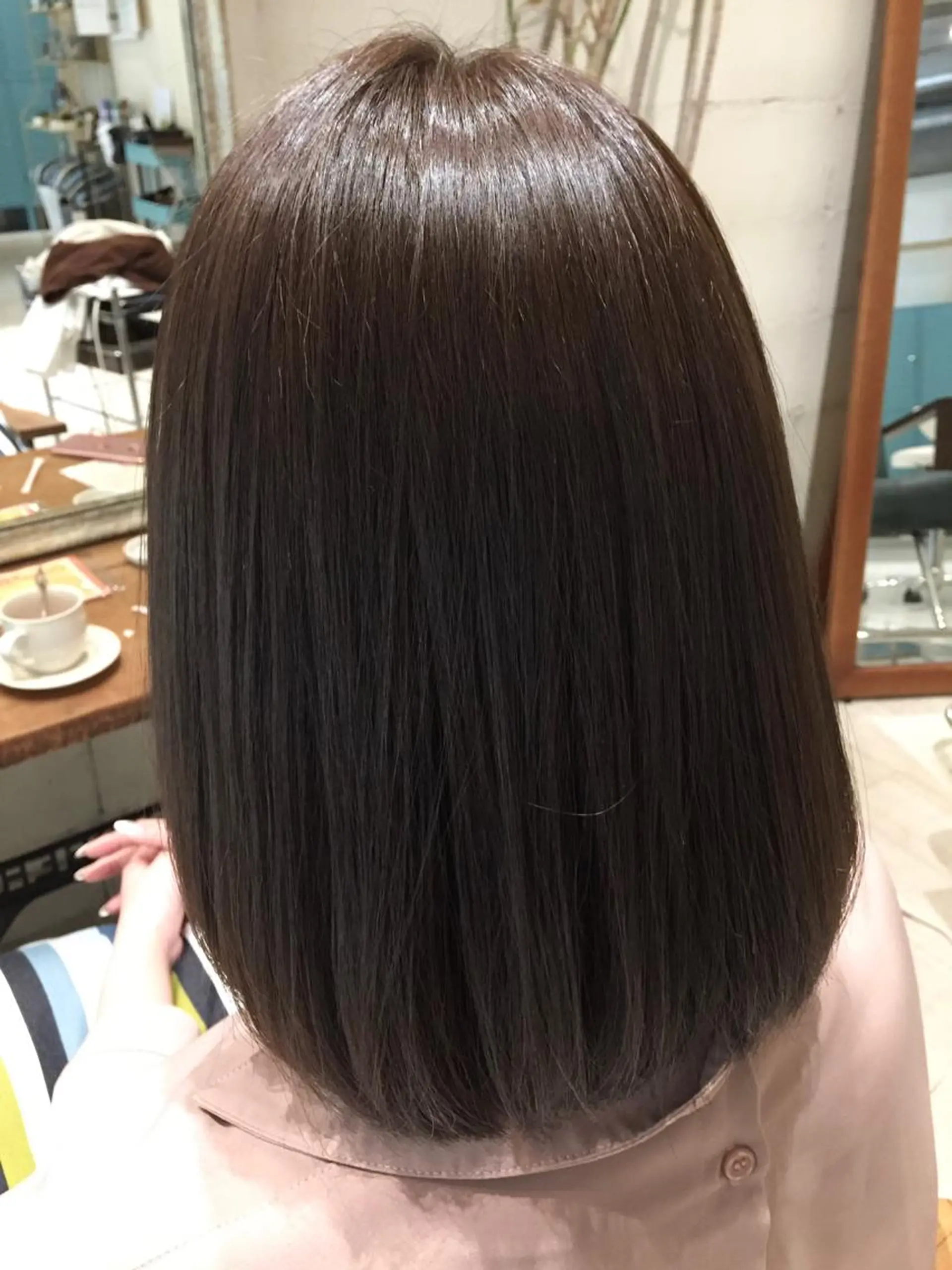 ショート カラー ブラウンカラー マットブラウン いしだ みさきのヘアスタイル