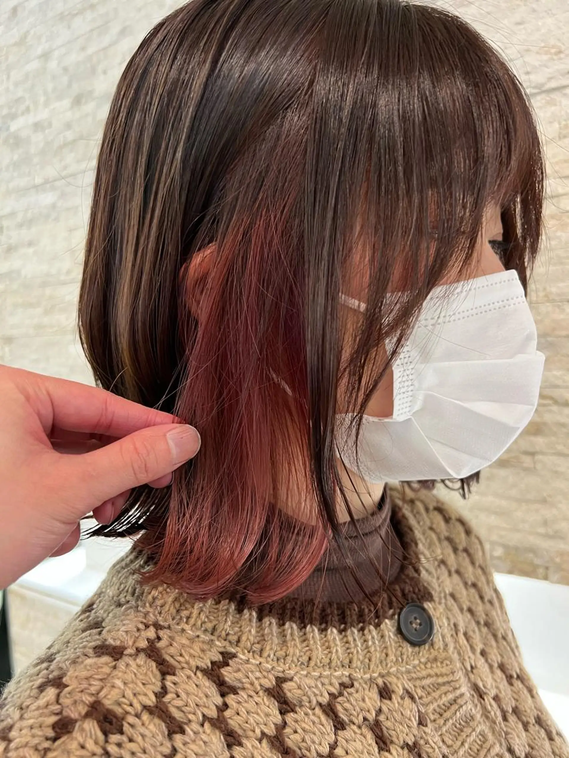 ミディアム カラー ヘアアレンジ ピンクカラー 切りっぱなしロブ 外ハネヘア 🔶似合わせセンター パート/ヤス🔶のヘアスタイル