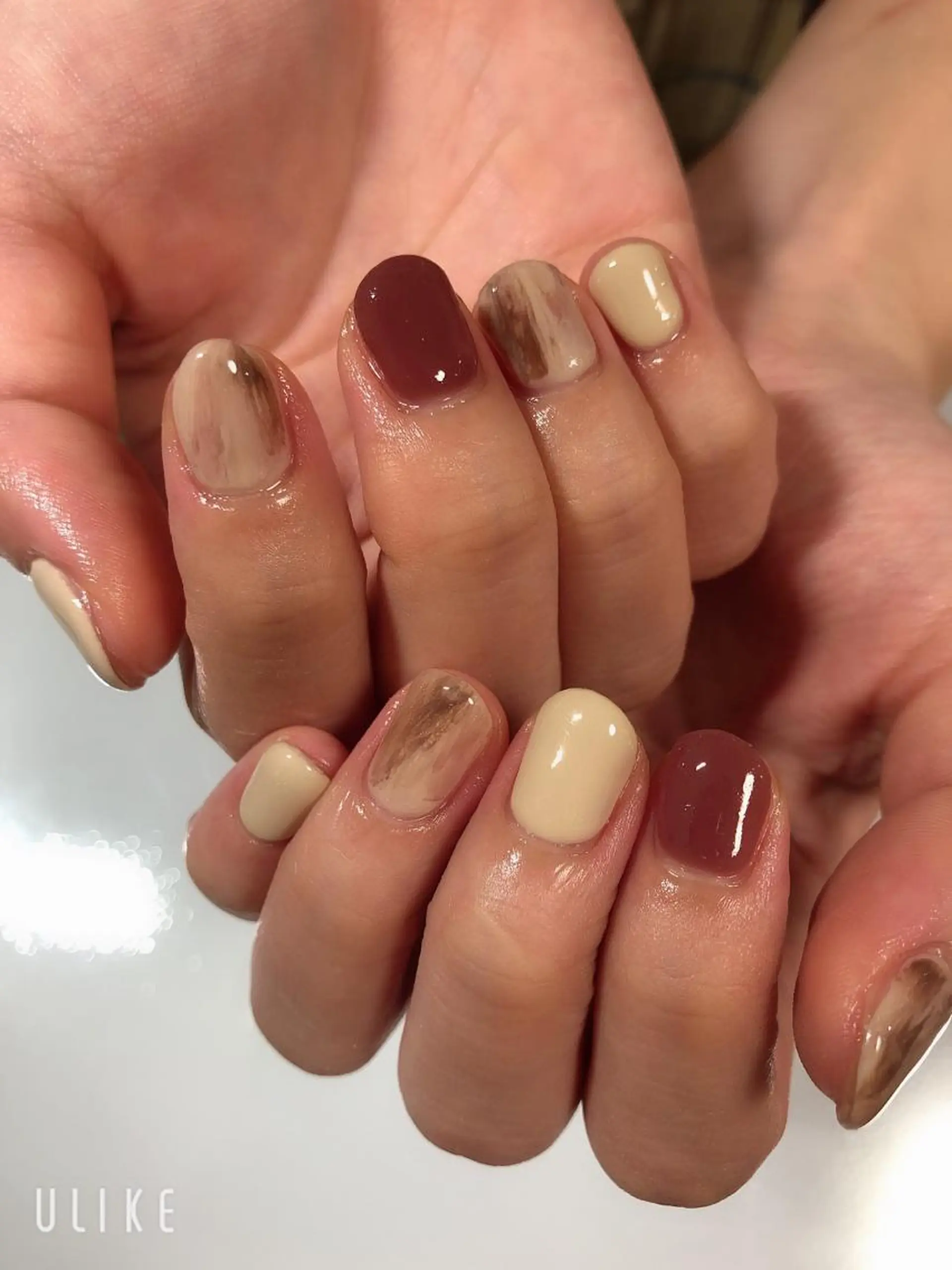 ネイル ハンドネイル emi ...の眉毛・アイブロウイメージ