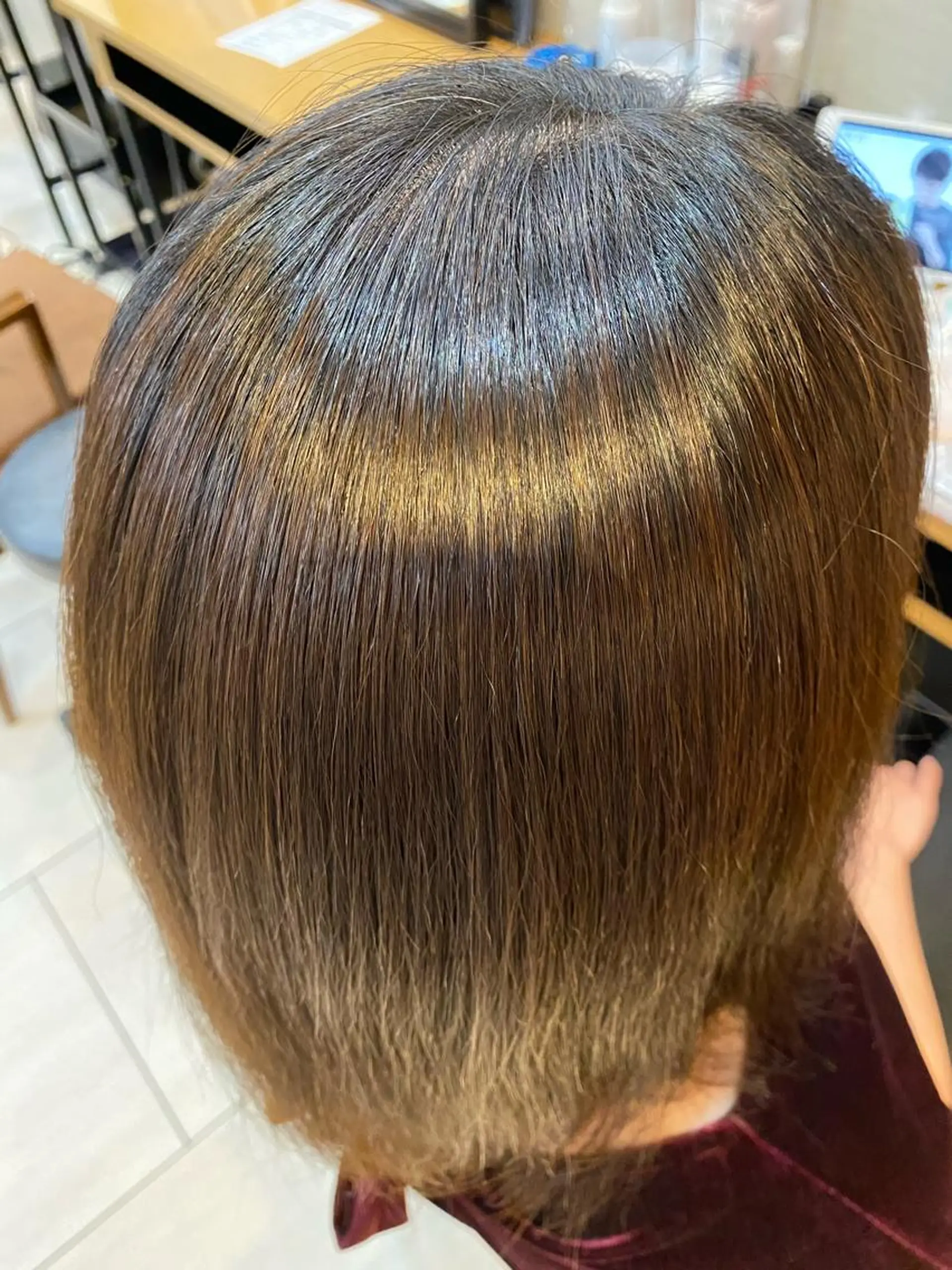 ミディアム ミディアムパーマ トリートメント あやめ【顔まわり/レ イヤー/柔らかカラ】のヘアスタイル