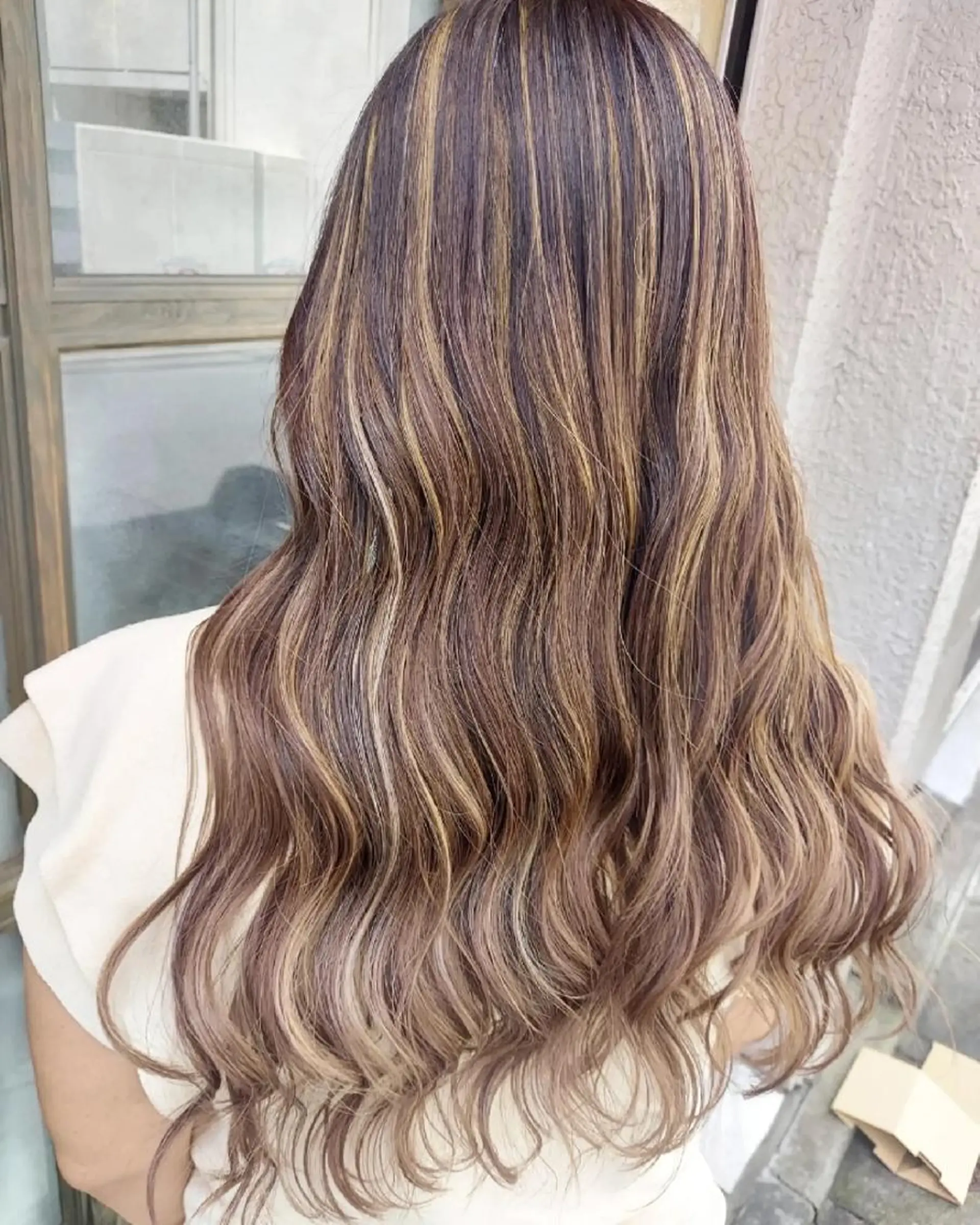 ロング カラー ハイライトカラー ハイライト ブリーチ・ハイトーン 特化🎉内山のヘアスタイル