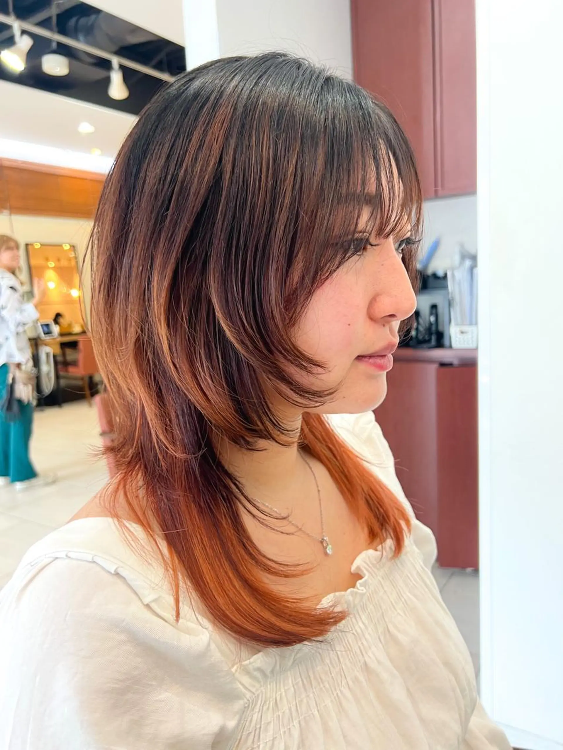 ミディアム レイヤーカット ウルフカット メンズカット曲がる 縮毛矯正佐々木タクマのヘアスタイル