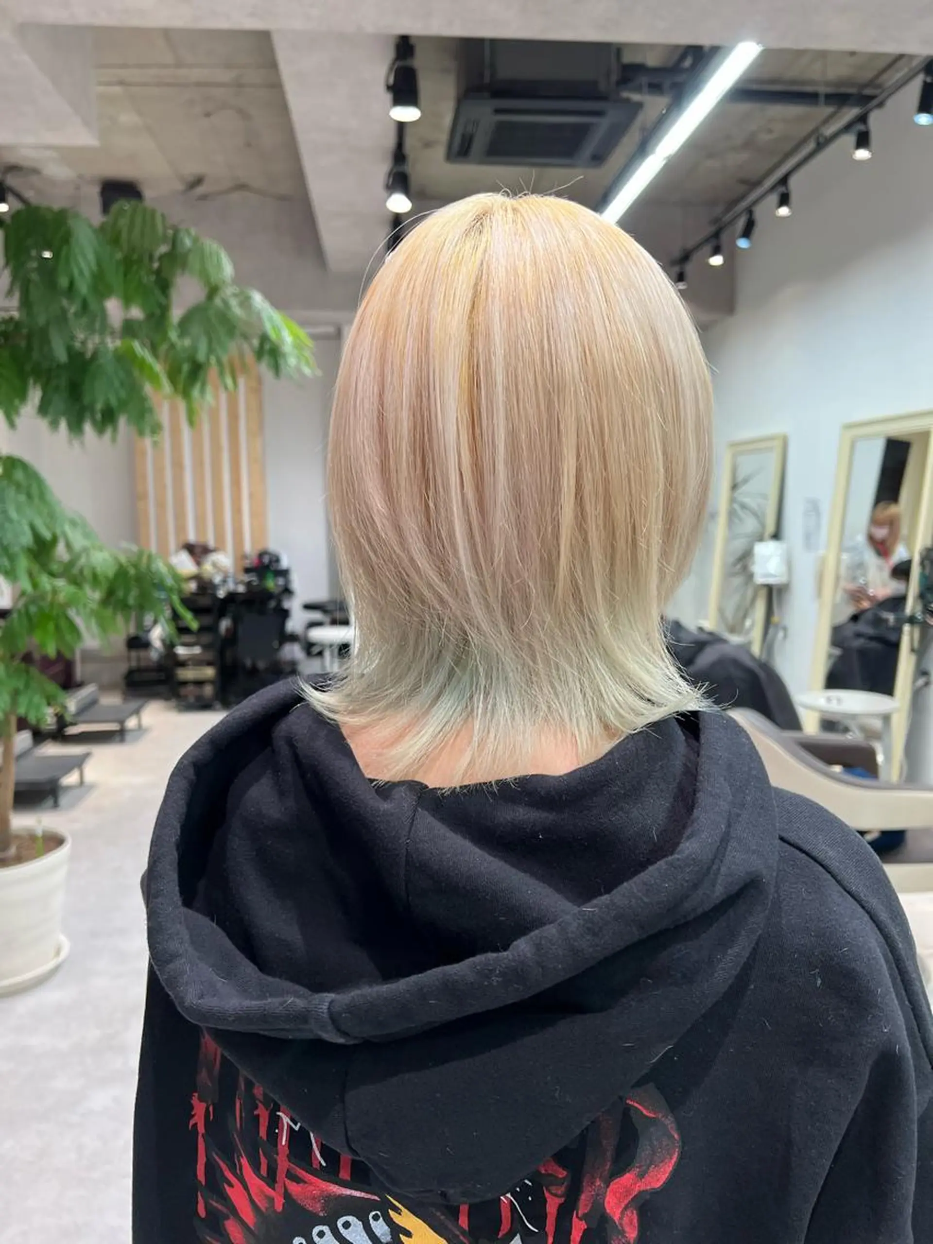 ショート カラー カット ヘアカラー トリートメント 🍀お悩み改善憧れの 美髪　小林風雅のヘアスタイル