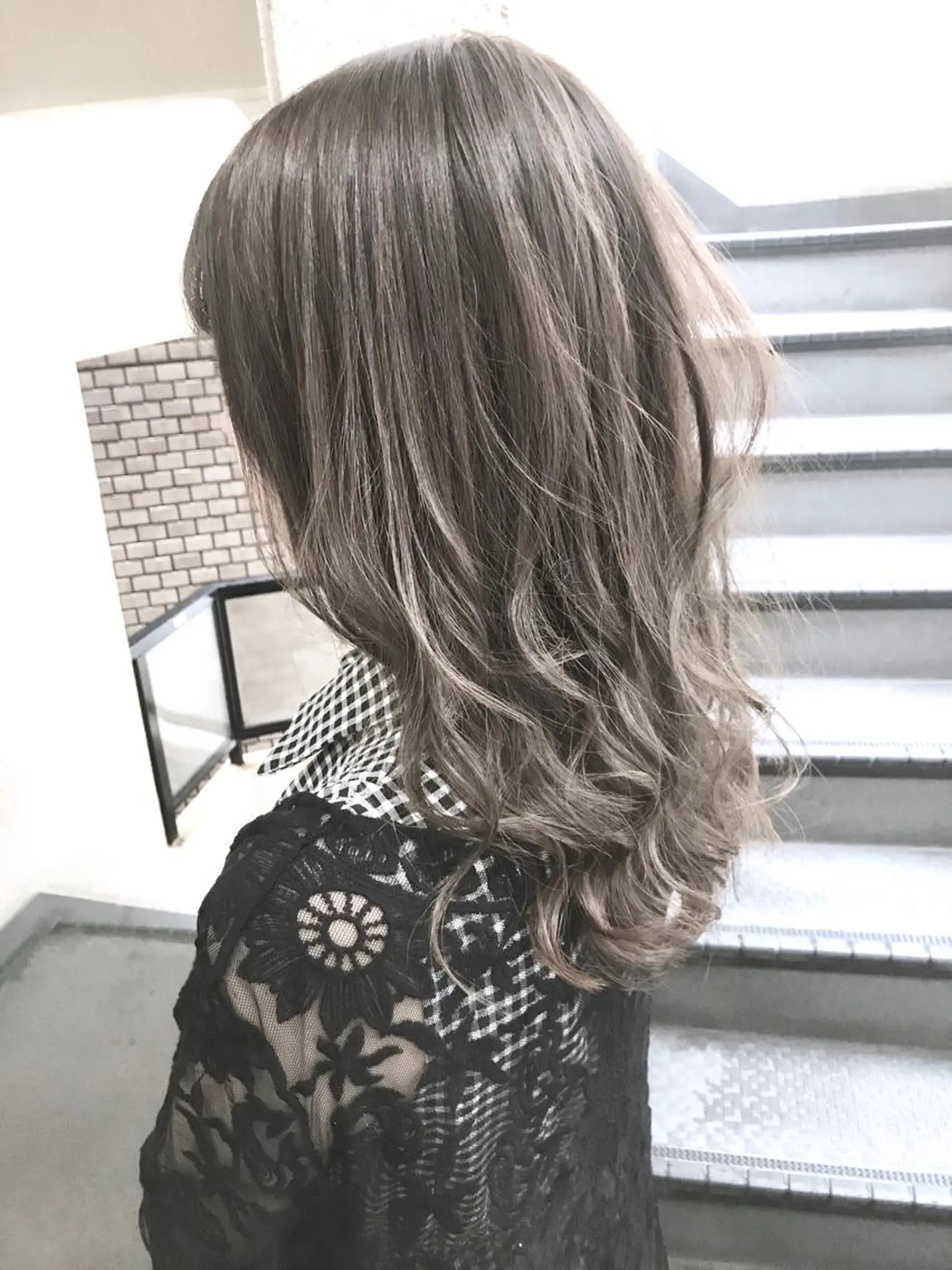 セミロング カラー グレージュ ハイトーンカラー カット ヘアカラー トリートメント 💎髪質改善💎 デザイナーshinのヘアスタイル