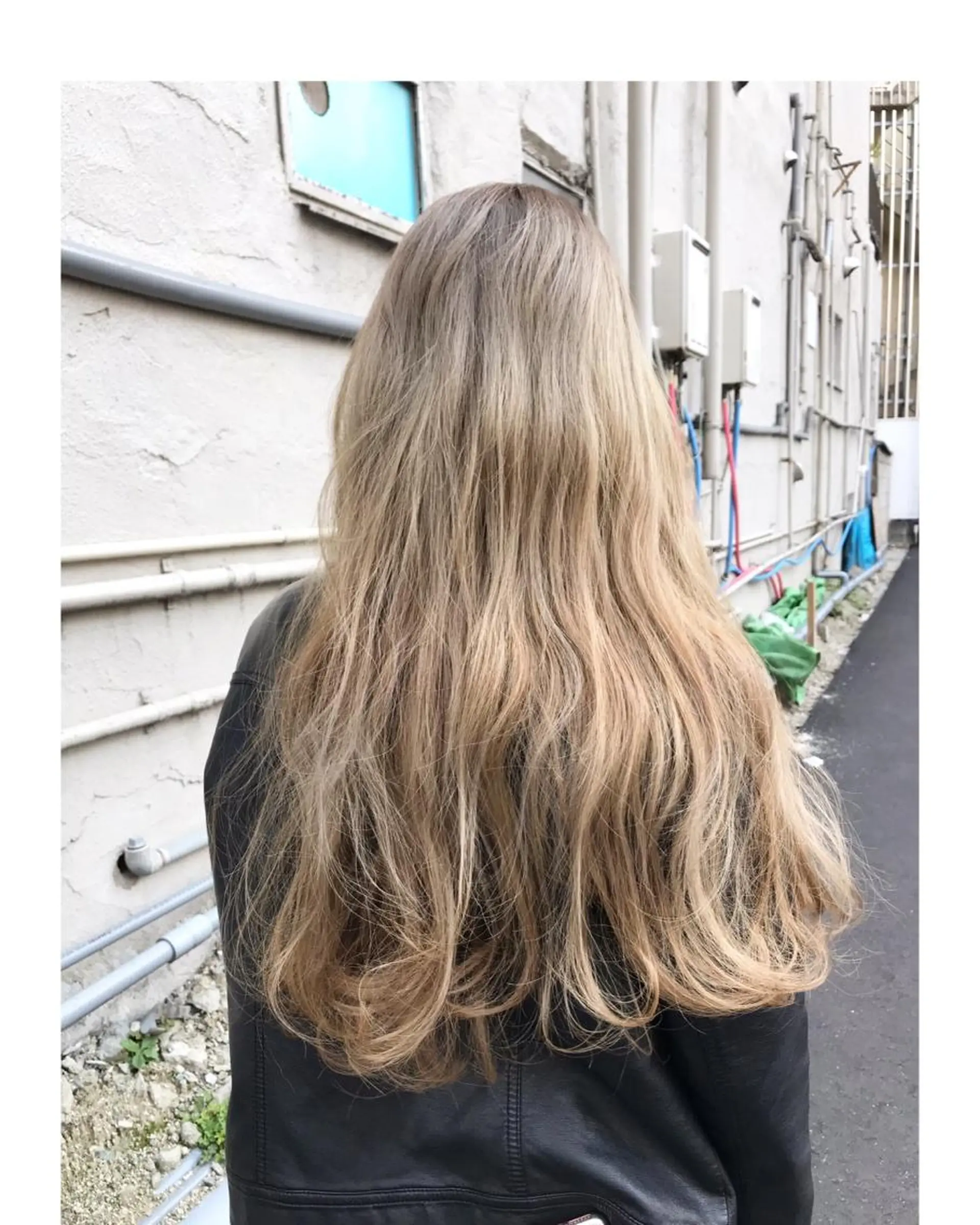 ロング ヘアカラー トリートメント Musiiik hairのヘアスタイル