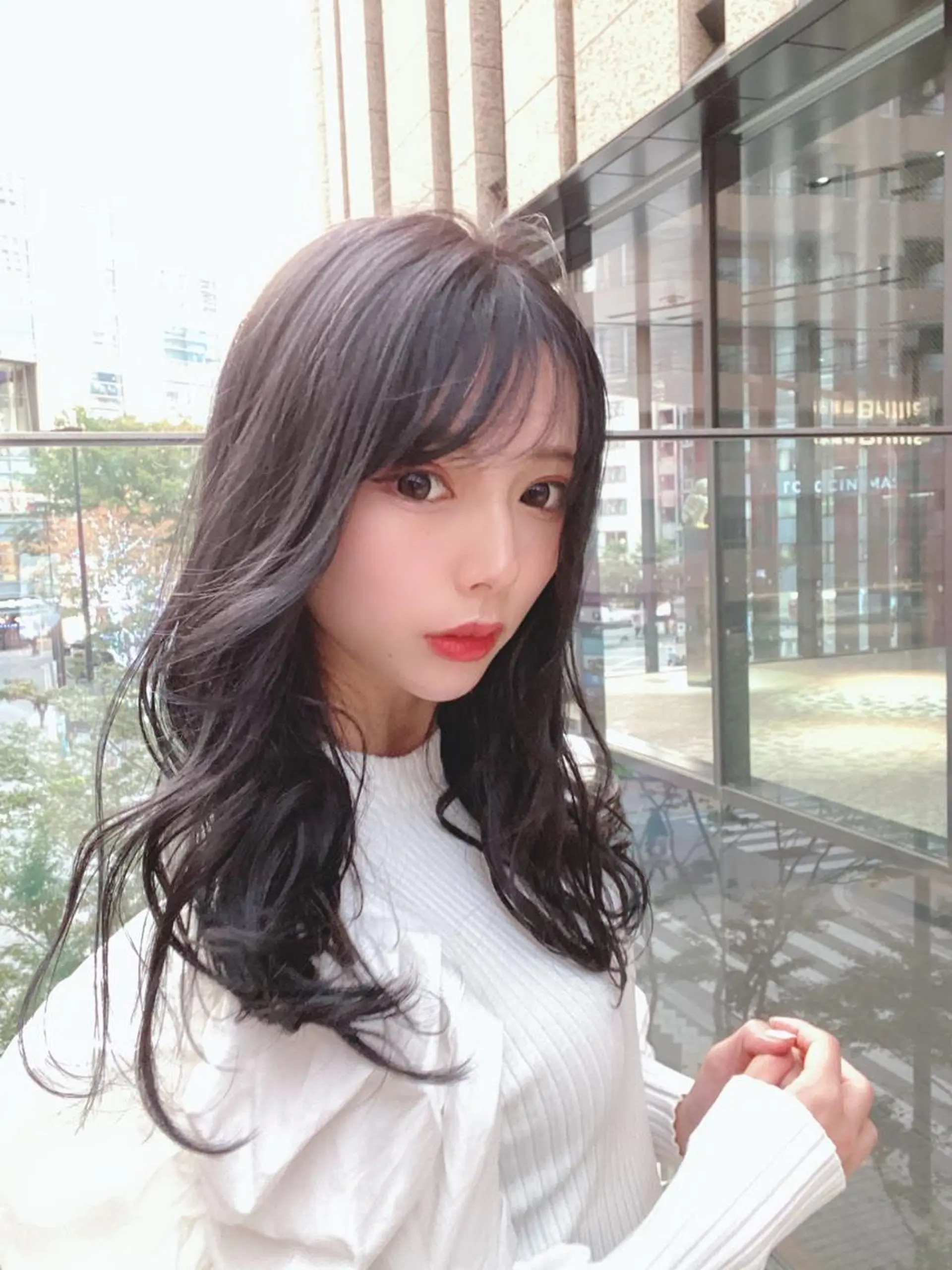 セミロング カラー ブリーチ ブリーチなしカラー ヘアカラー PSY(サイ)池袋 金田尚久🎨のヘアスタイル