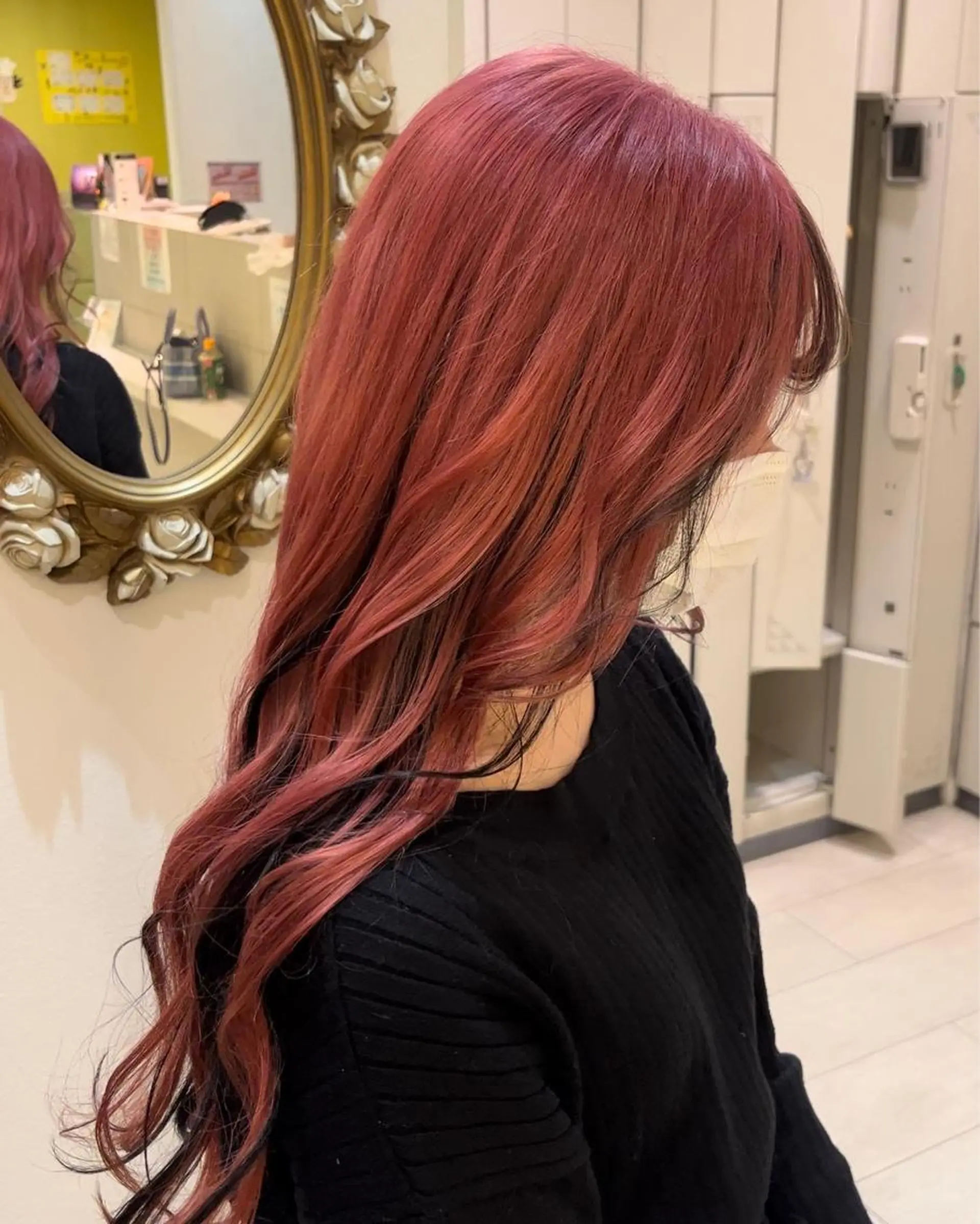 カラー 黒髪 ピンクカラー グレージュ/透け感 カラー/透明感カラーのヘアスタイル