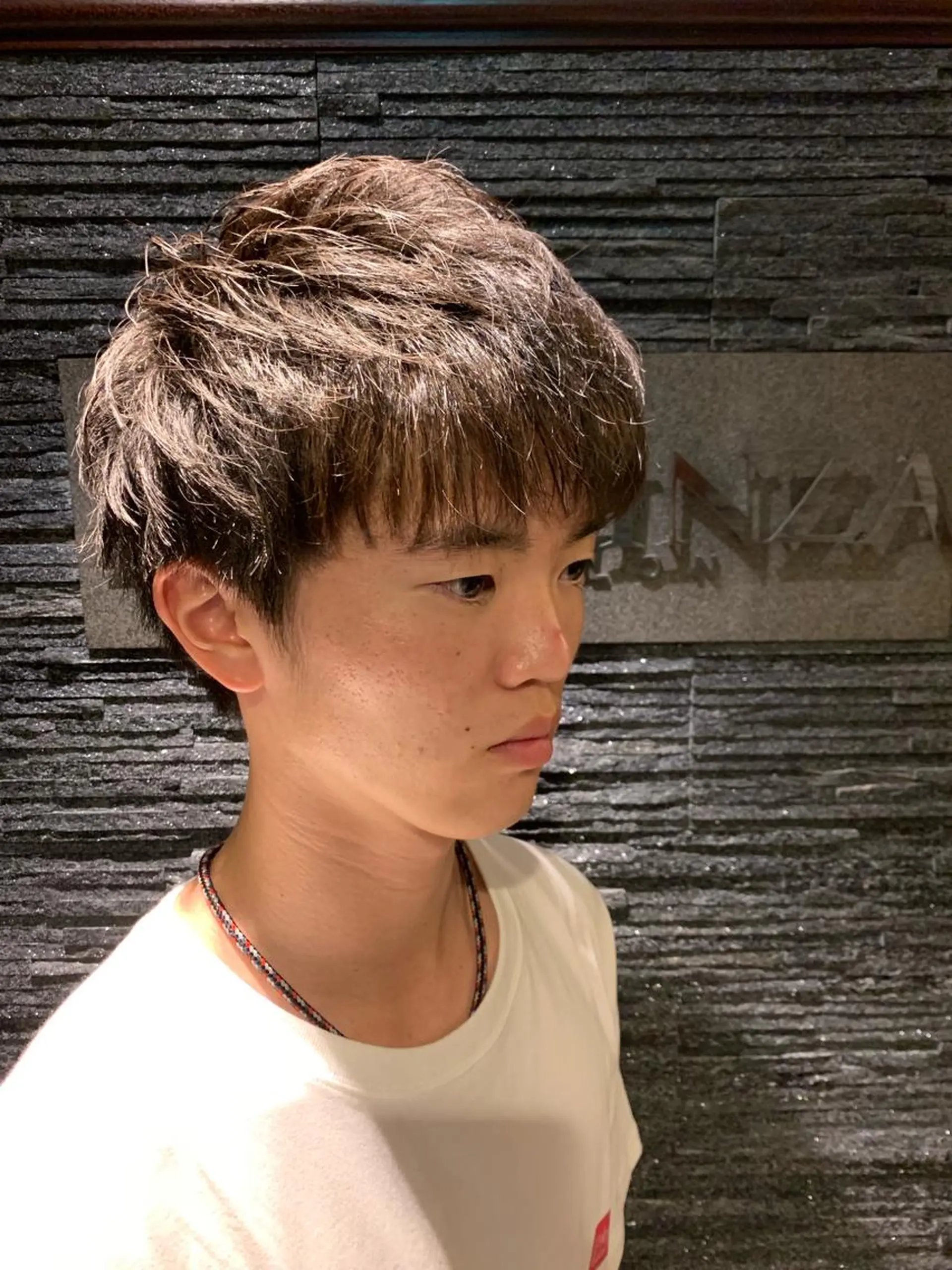 ショート 岡崎 海人のヘアスタイル