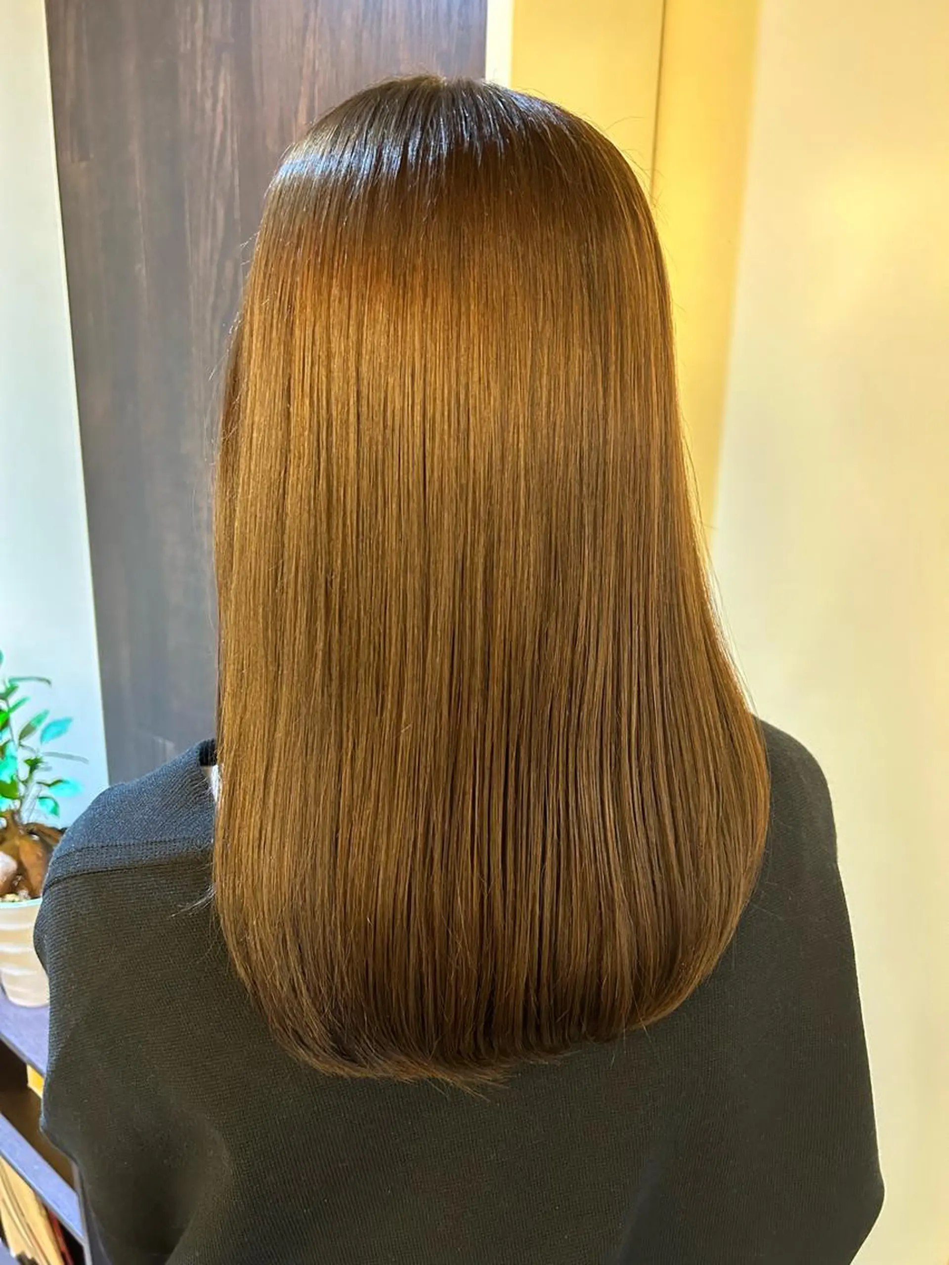 セミロング 水谷 菜央のヘアスタイル