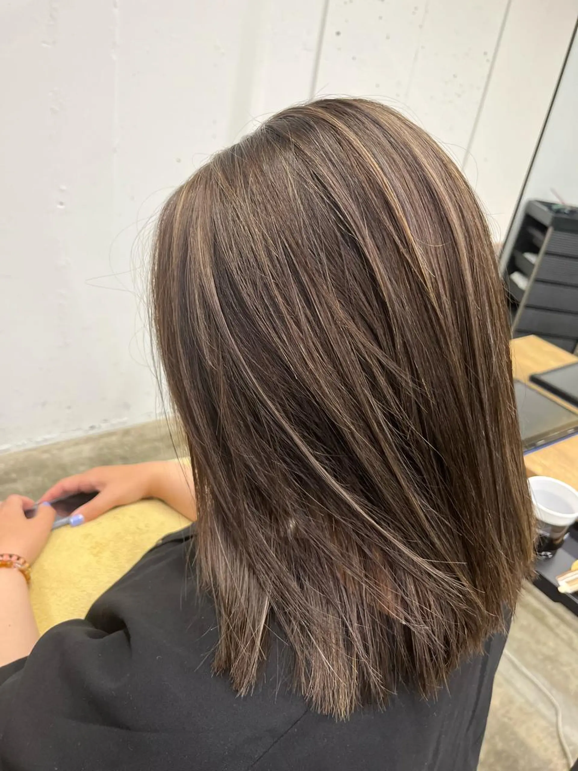 ミディアム わたる /カットモデル募集のヘアスタイル