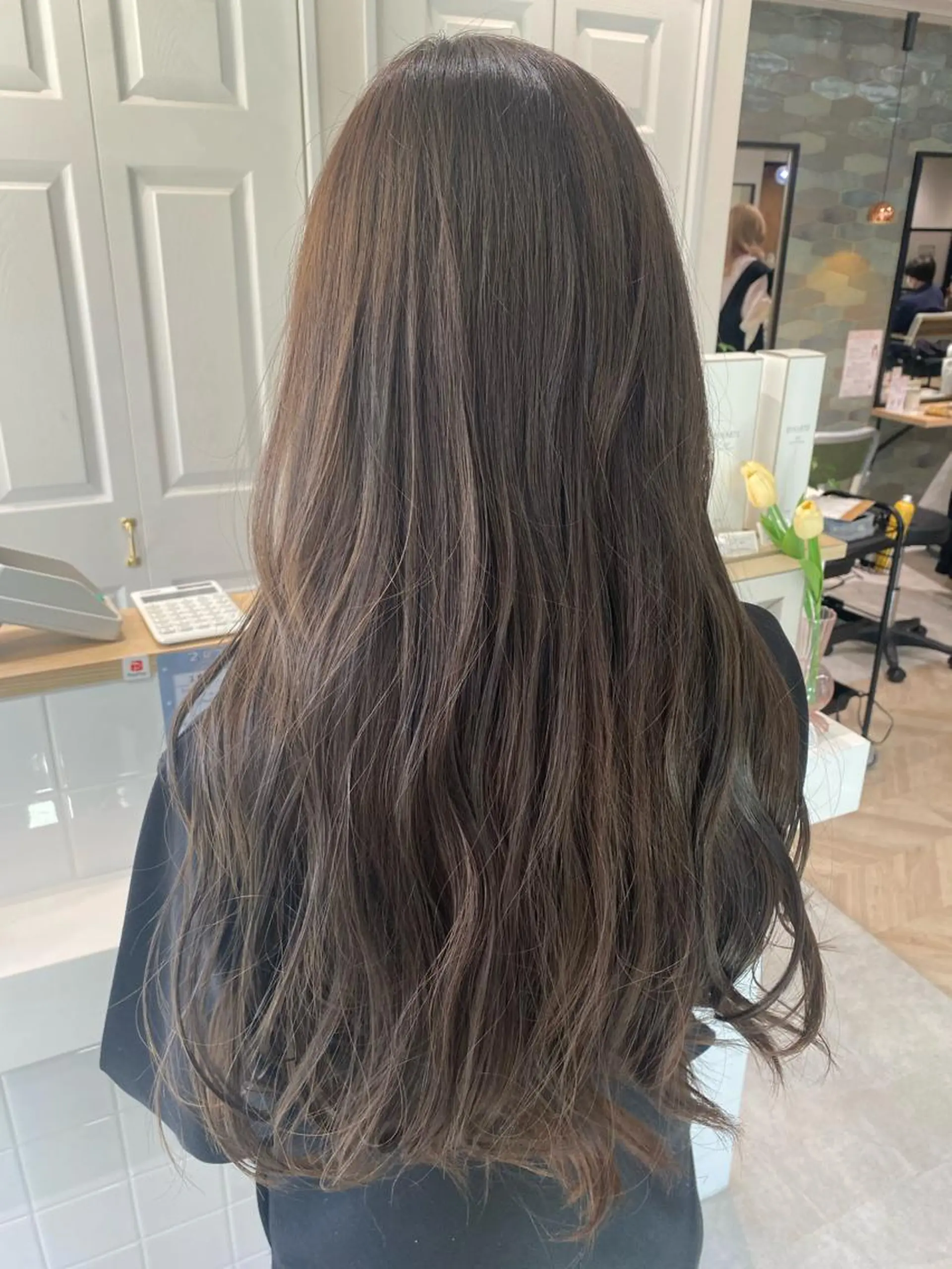 カラー ヘアカラー トリートメント あさかわ みほのヘアスタイル