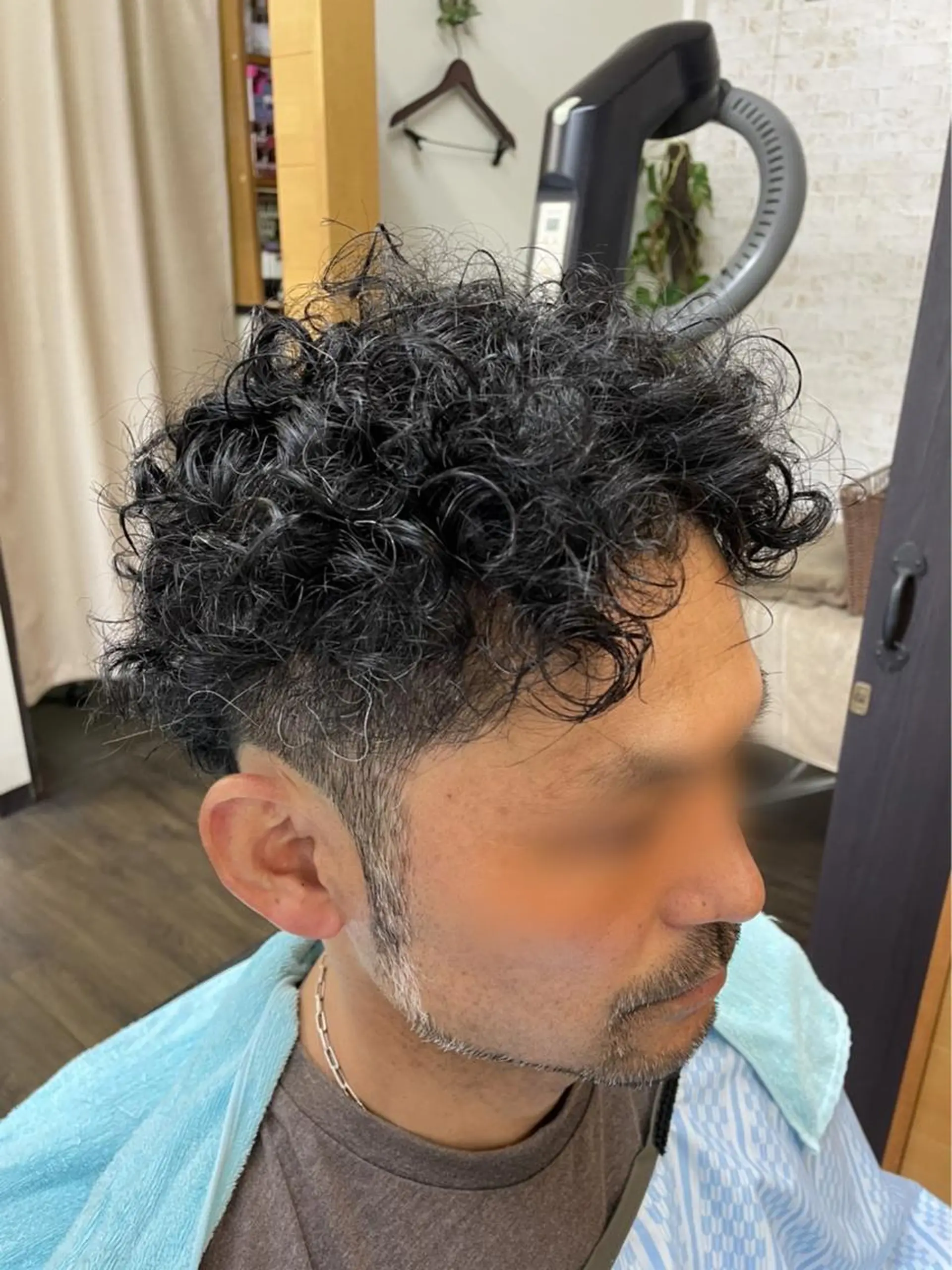 パーマ メンズ メンズパーマ スパイラルパーマ ヘアーサロン ＳＯRＡお顔剃りのエステ・リラクイメージ
