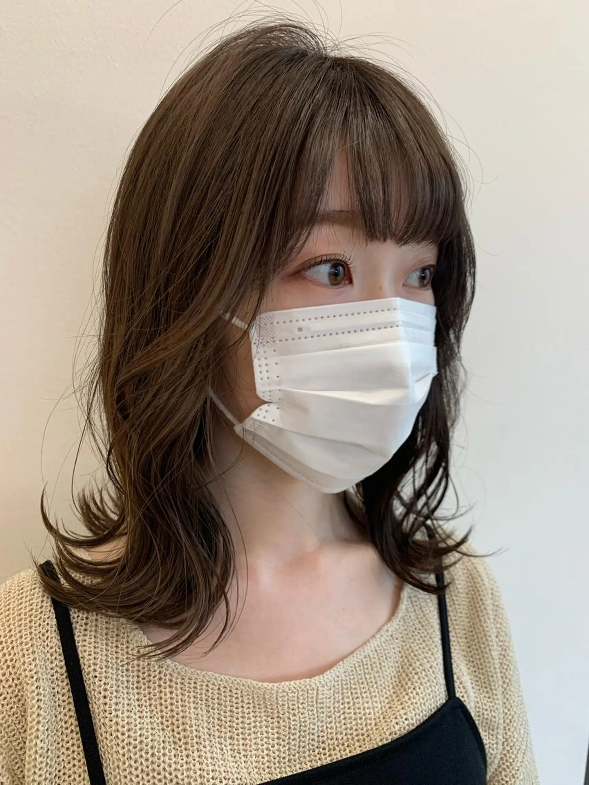 ミディアム 鈴木 まりやのヘアスタイル