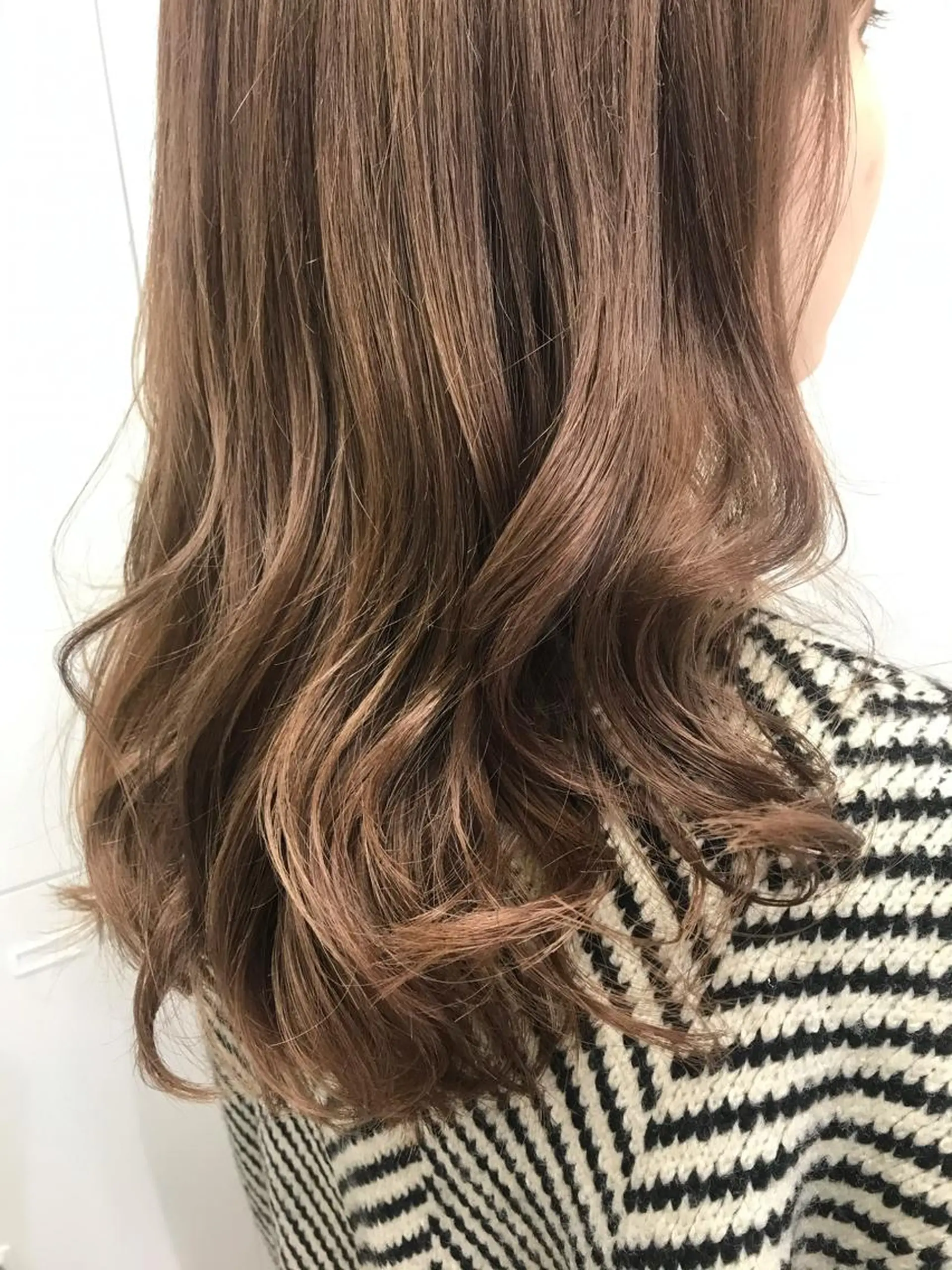 セミロング カラー ベージュカラー 透明感カラー 福島成美/髪質改善 縮毛矯正/カラーのヘアスタイル