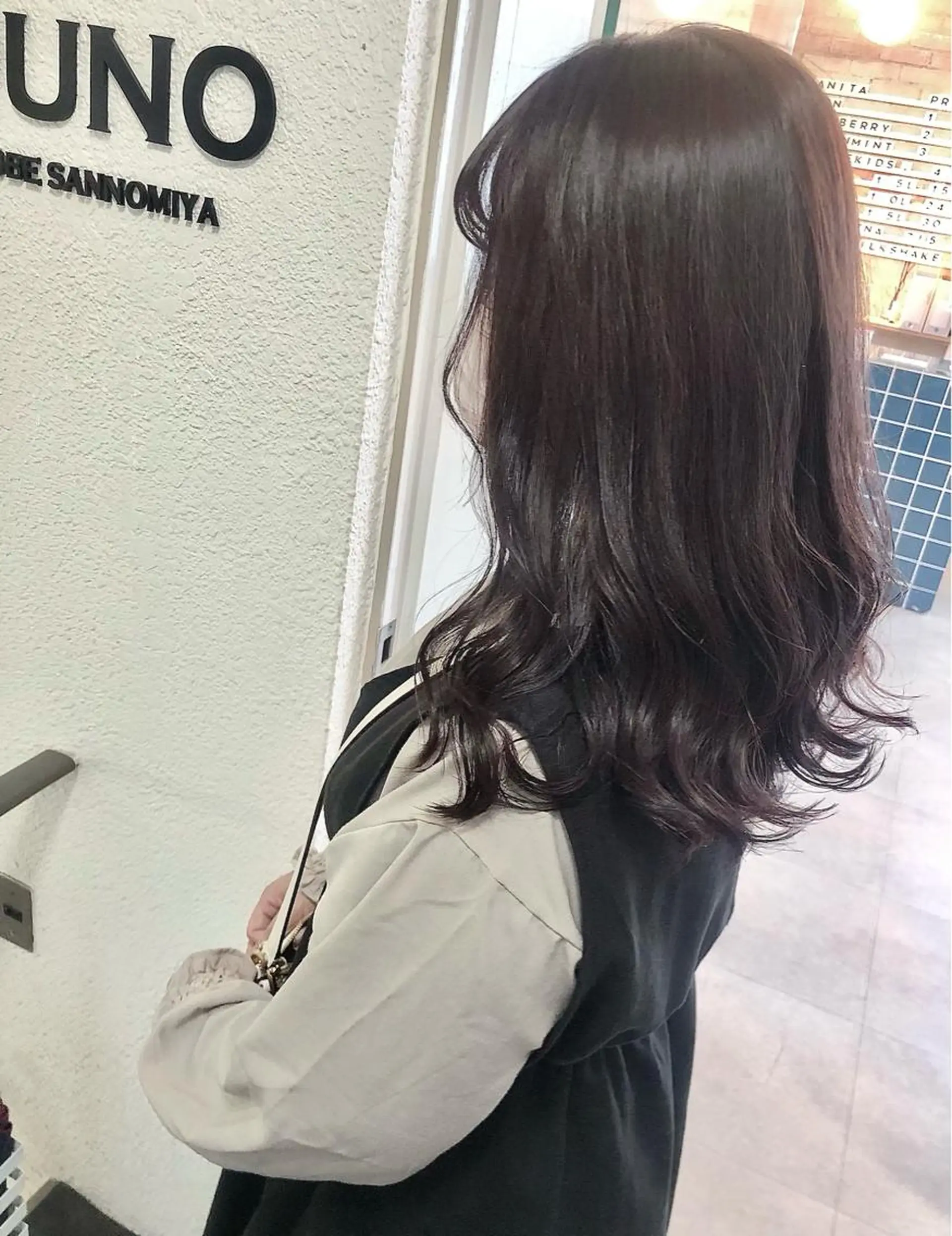 ロング カラー グレージュ ピンクカラー Saori / さおりのヘアスタイル