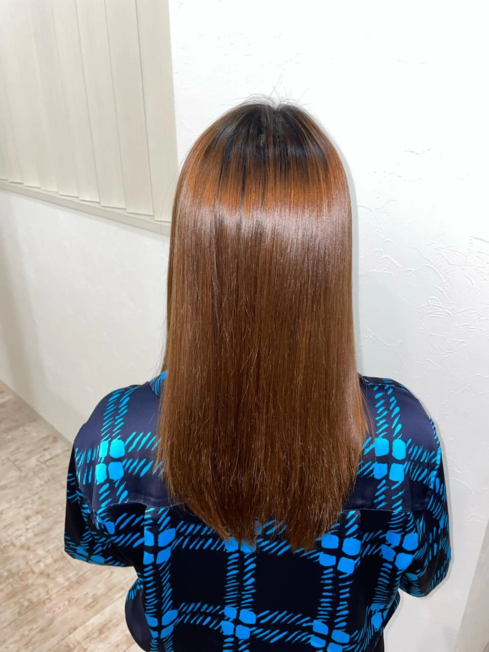 ミディアム 西能 心音のヘアスタイル