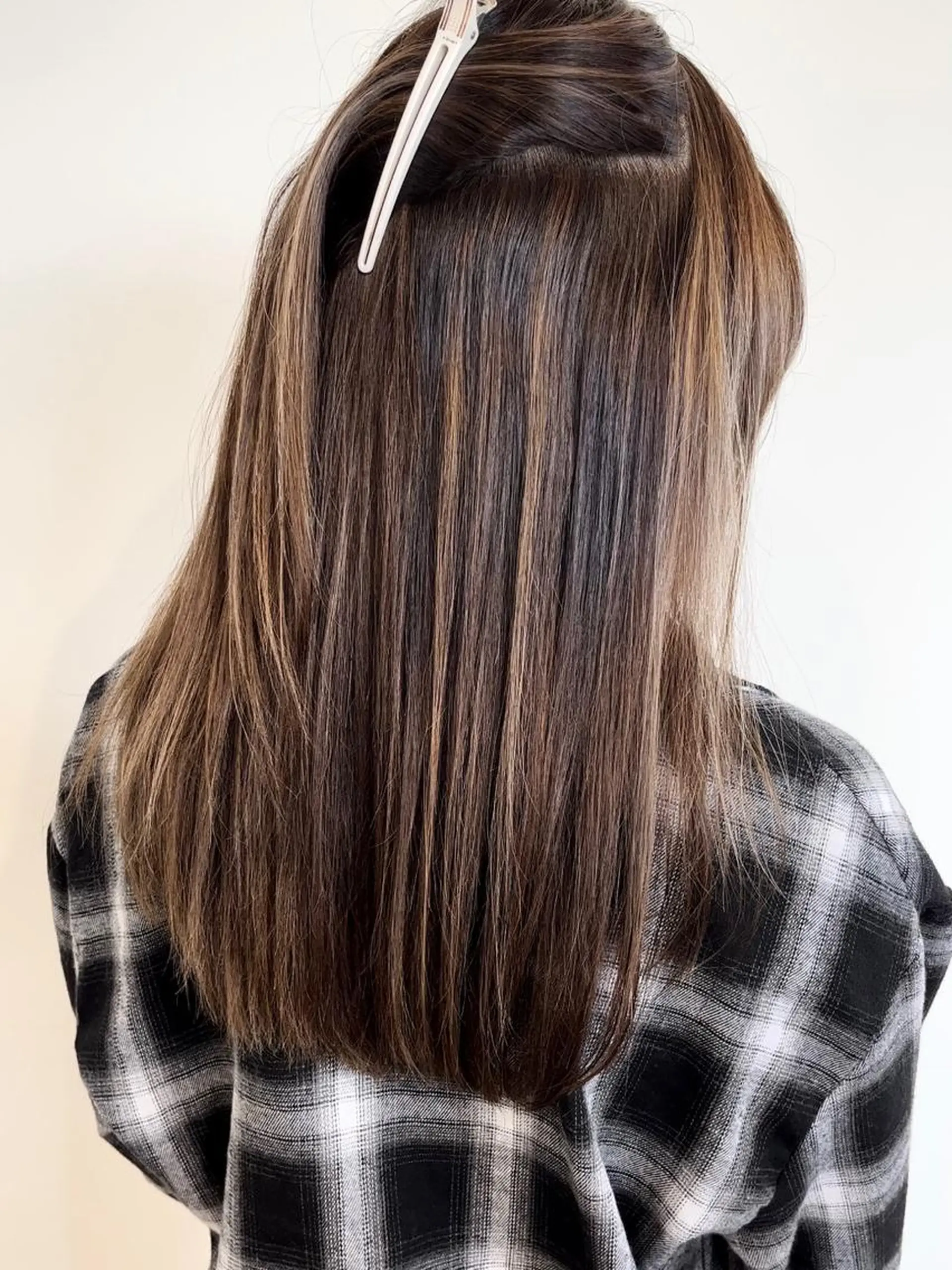 セミロング カラー ベージュカラー ブリーチ ハイライトカラー ハイライト カット ヘアカラー 髪質改善特化KIZU /艶髪研究（京都）のヘアスタイル