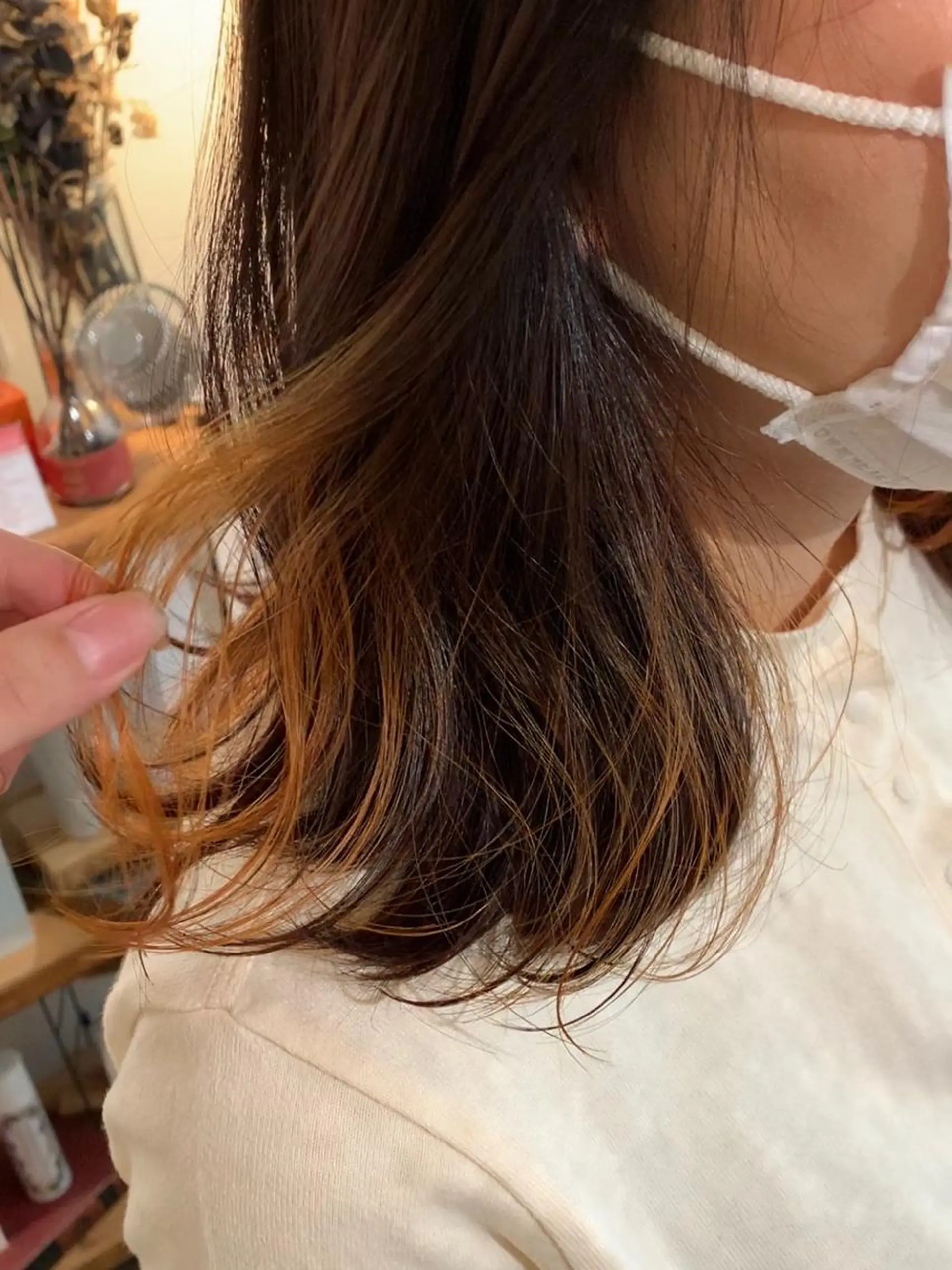 ミディアム カラー イヤリングカラー ボブ 安村 美奈のヘアスタイル