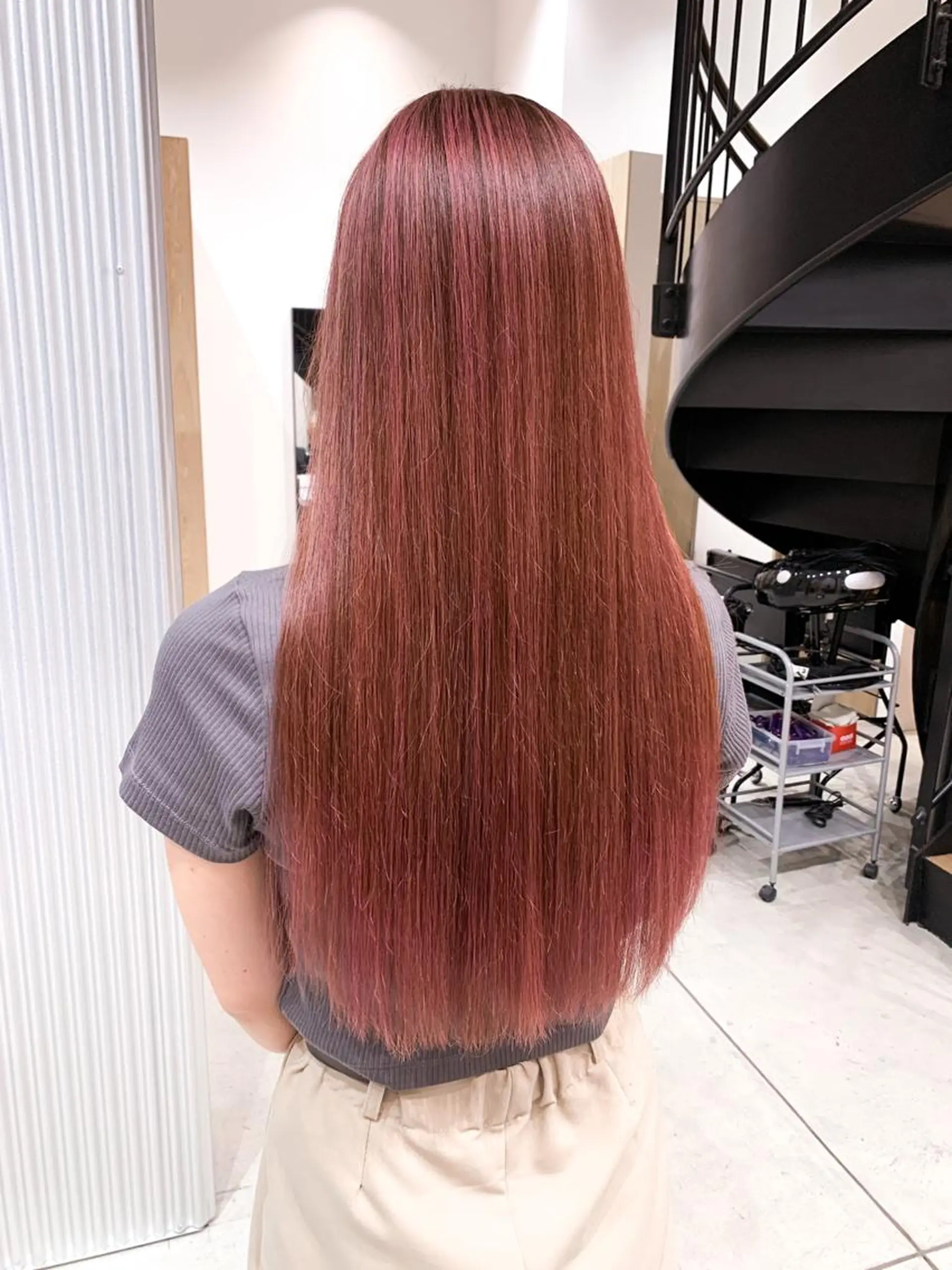 ロング カラー ヘアアレンジ ハイライトカラー ハイライト ヘアカラー トリートメント yuka .のヘアスタイル