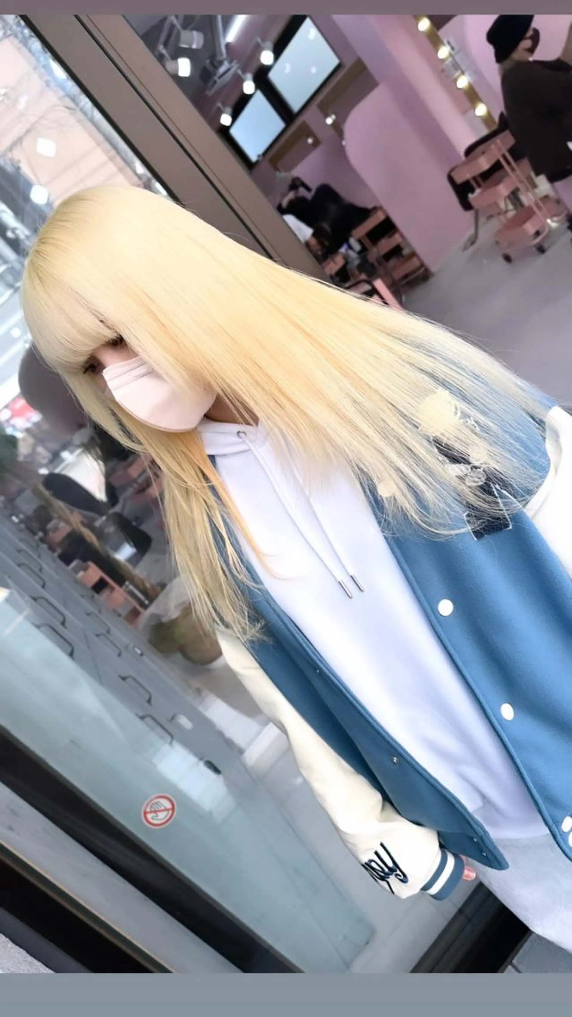 ロング カラー アッシュ アッシュグレー アッシュグレージュ バレイヤージュ ミストバング ✨色落ちまで可愛い✨ MANATO🎨🌈のヘアスタイル