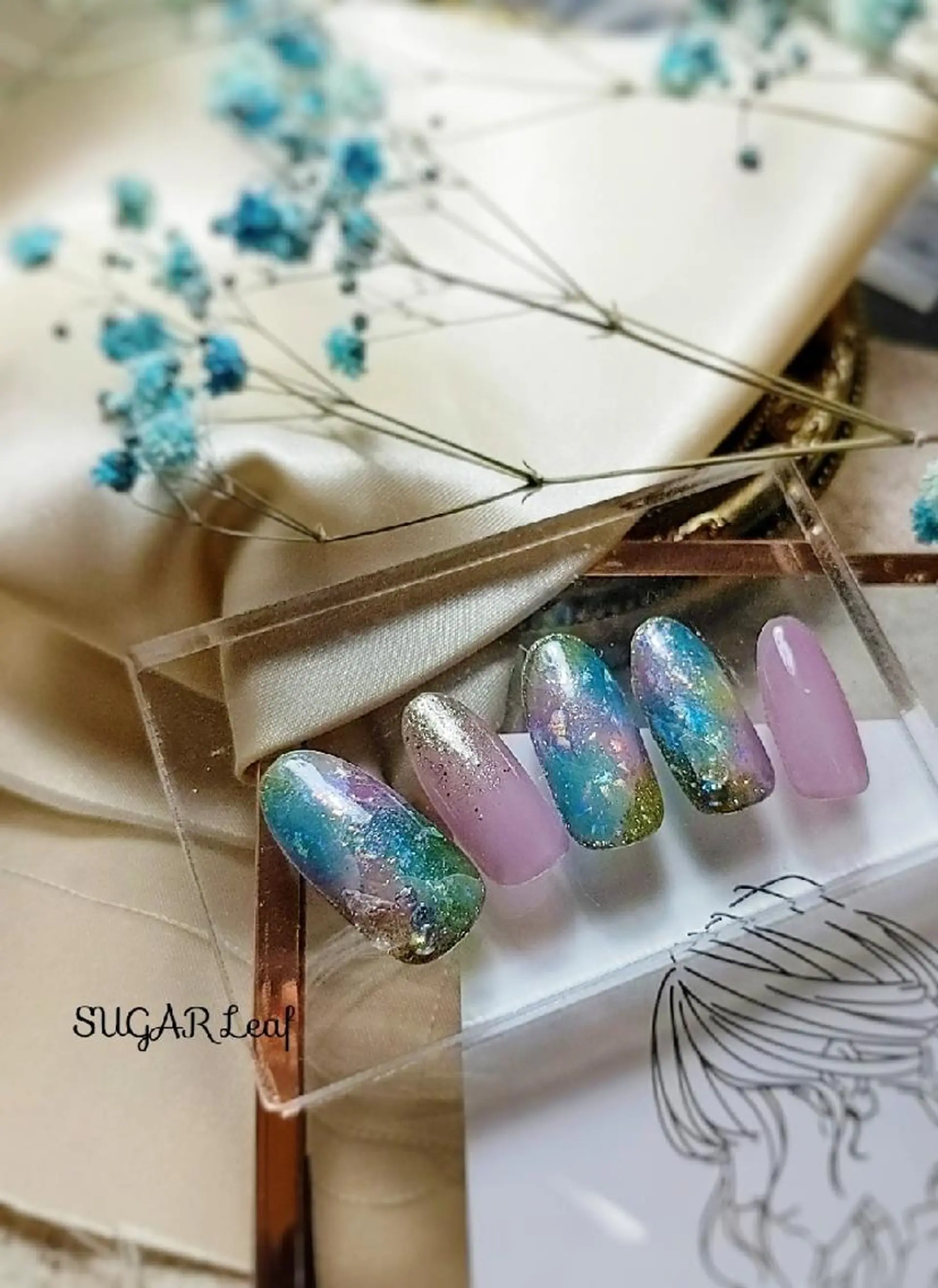 ネイル アートネイル オーロラネイル ハンドネイル SUGAR Leafのネイルデザイン