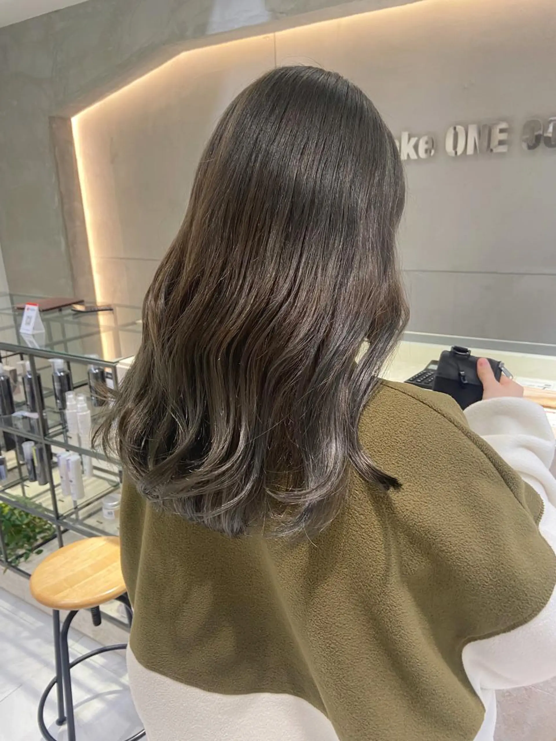 セミロング カラー APOLLO♡ ＭＩＯのヘアスタイル