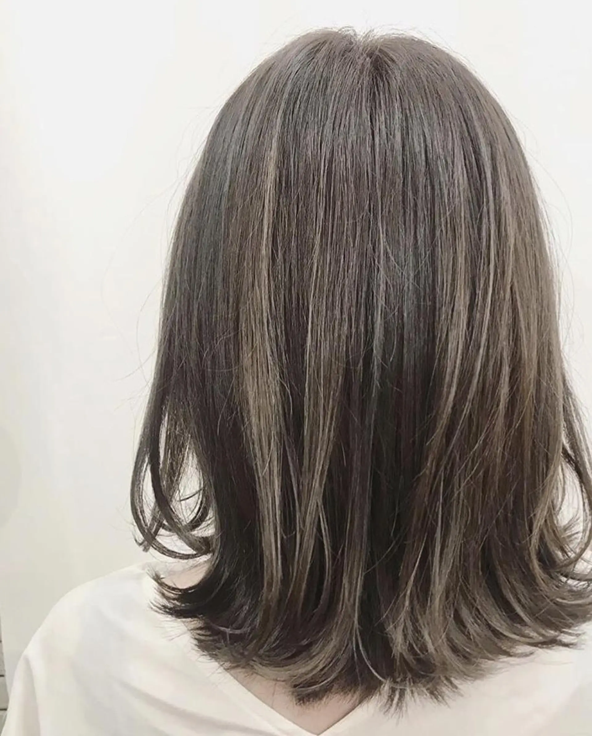 ミディアム 🍀失敗しない 縮毛矯正熊谷竜馬🍀のヘアスタイル