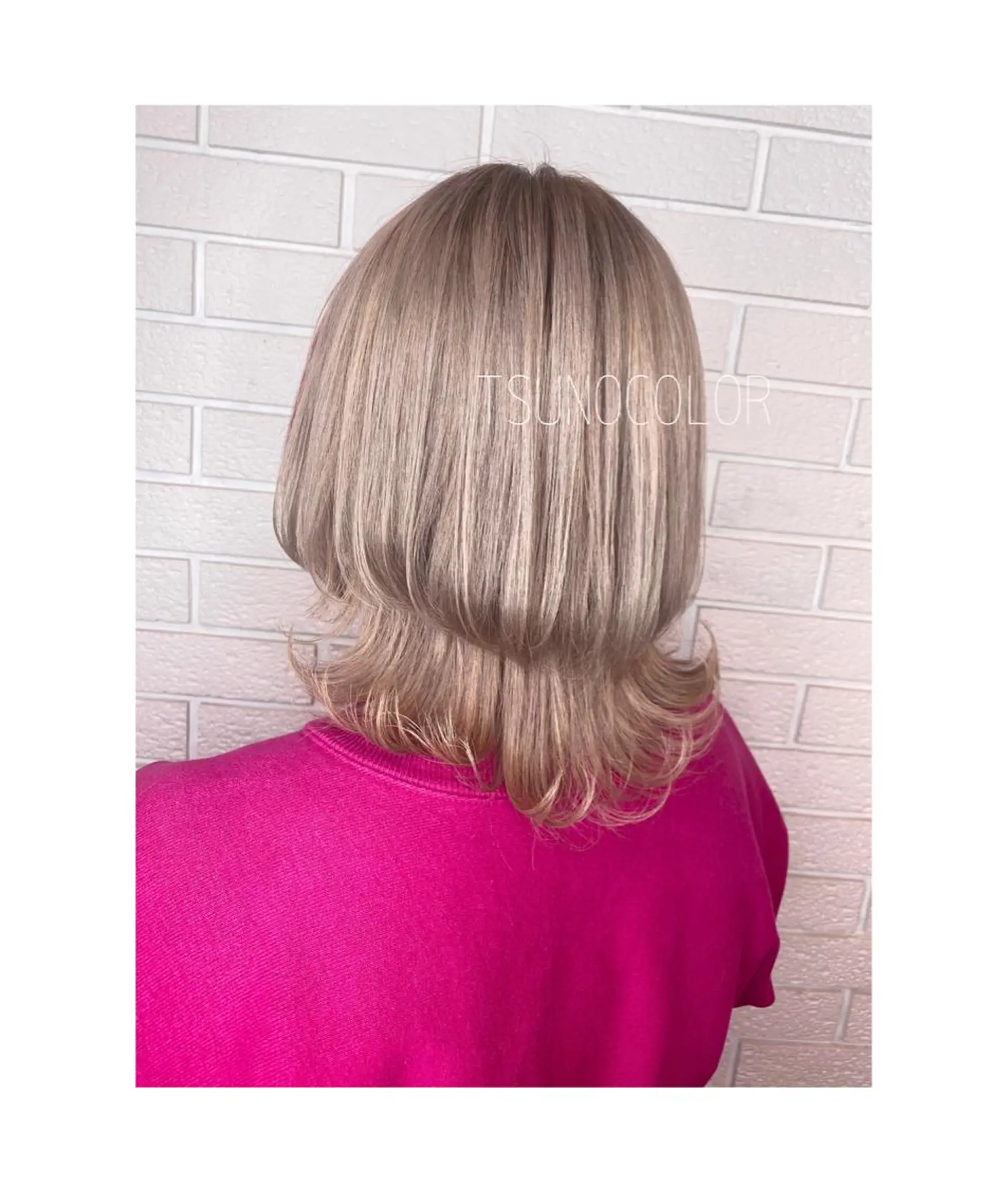 ショート カラー ベージュカラー ブリーチ ウルフカット TSUNO🦖 派手髪/オタク美容師のヘアスタイル