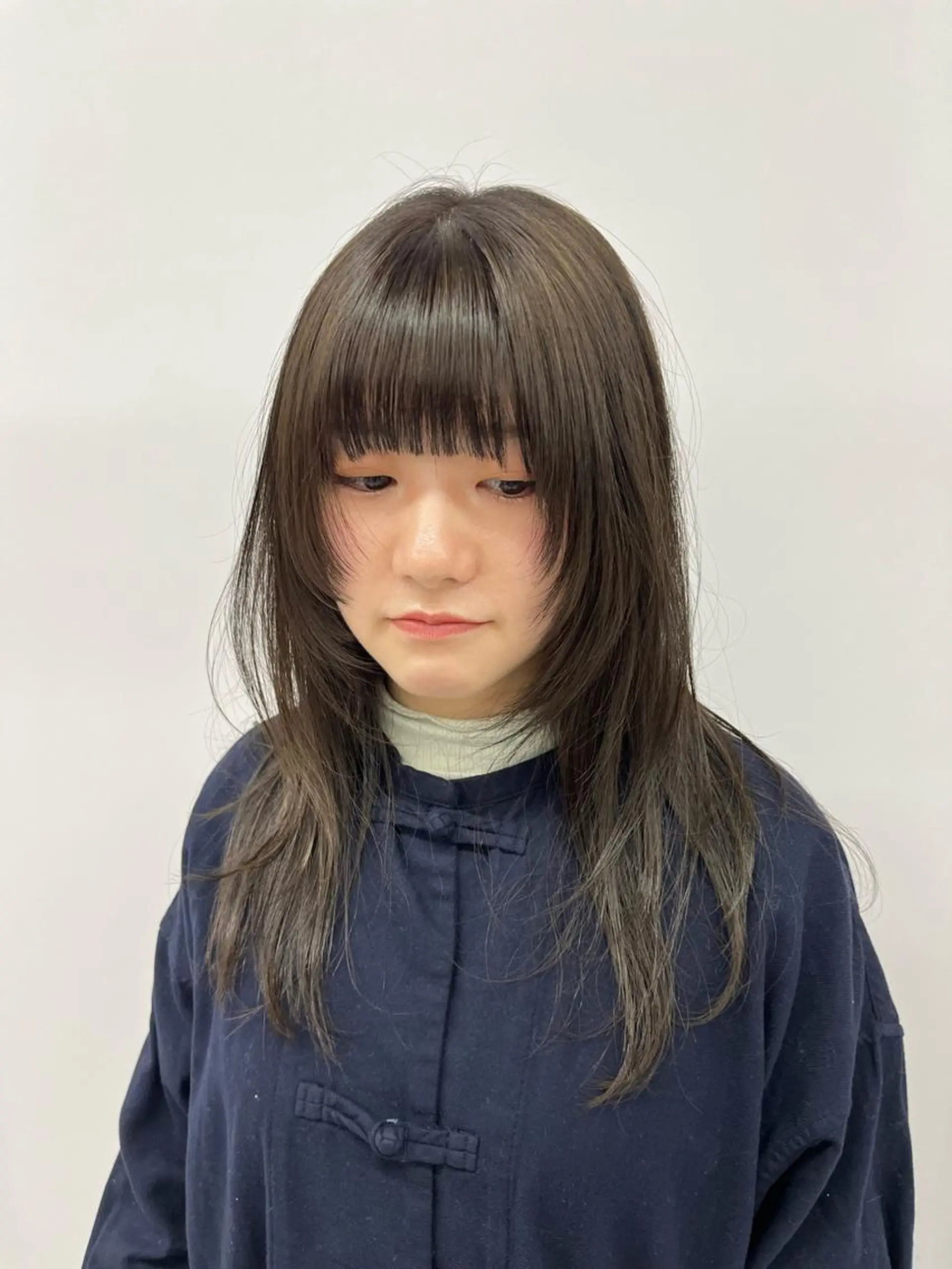 ロング ウルフ/レイヤー Miinaのヘアスタイル