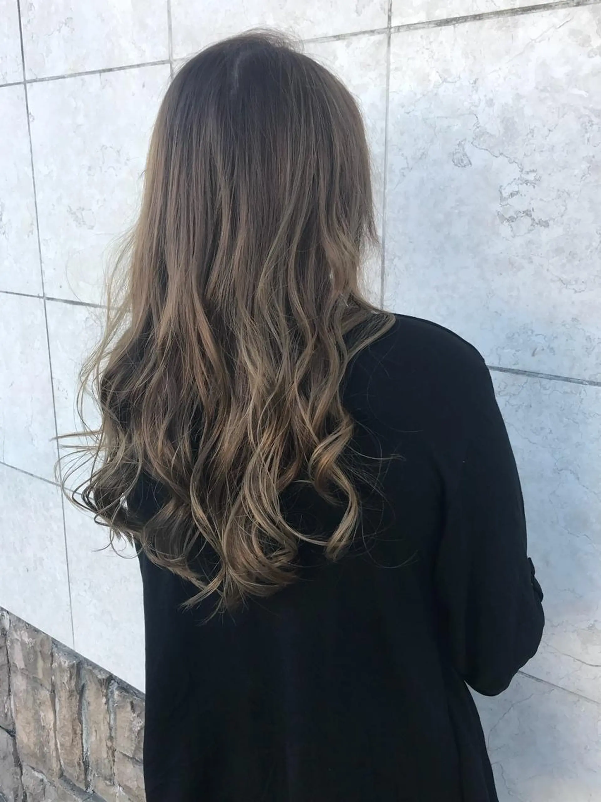 セミロング カラーリスト菅澤 岳のヘアスタイル