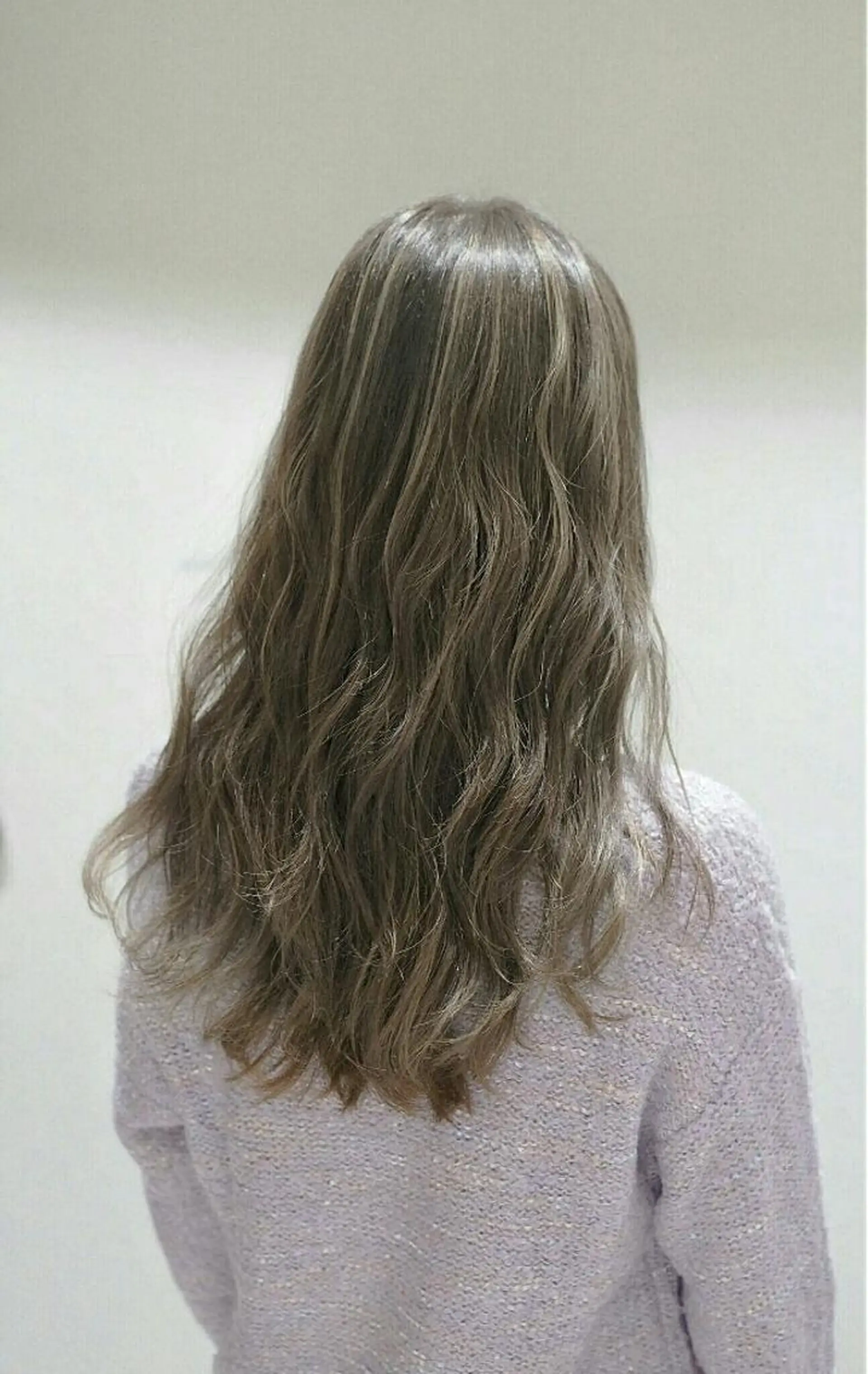 ロング カラー 辻 竜也　のヘアスタイル