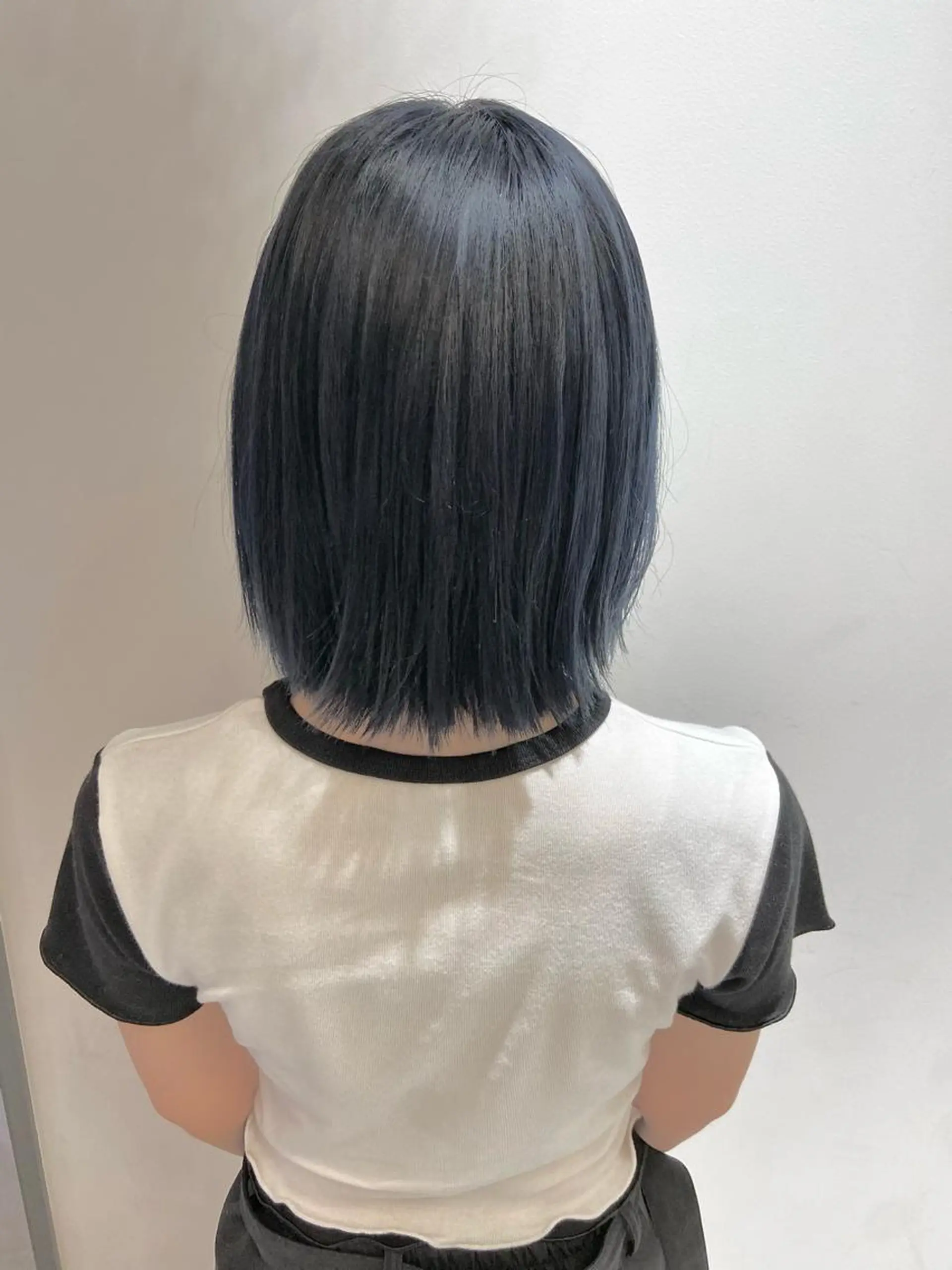 ミディアム カラー ヘアカラー トリートメント 🐺ウルフ/レイヤー 似合わせ‎🤍沙羅のヘアスタイル