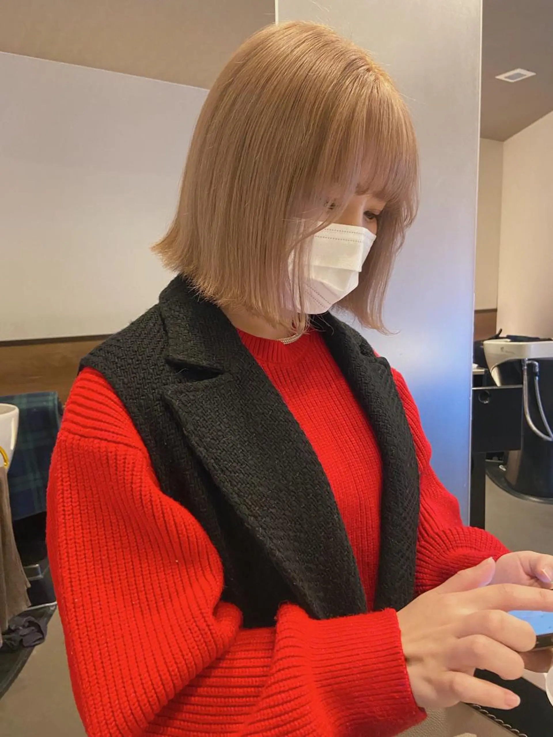 ミディアム カラー ベージュカラー ミルクティーベージュ 鈴木/ニュアンス パーマ/メンズのヘアスタイル