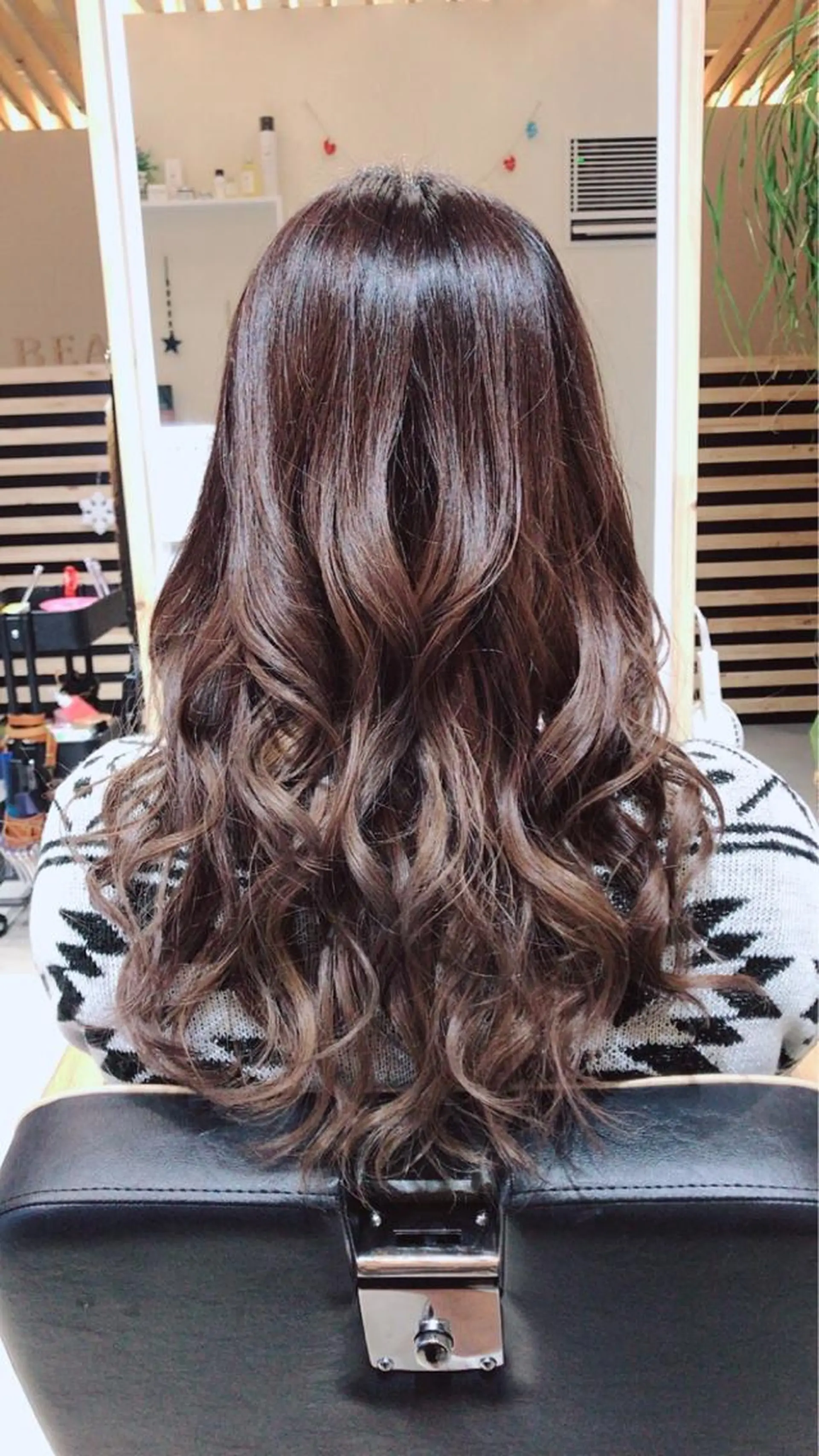 ロング カラー 関口 友行のヘアスタイル