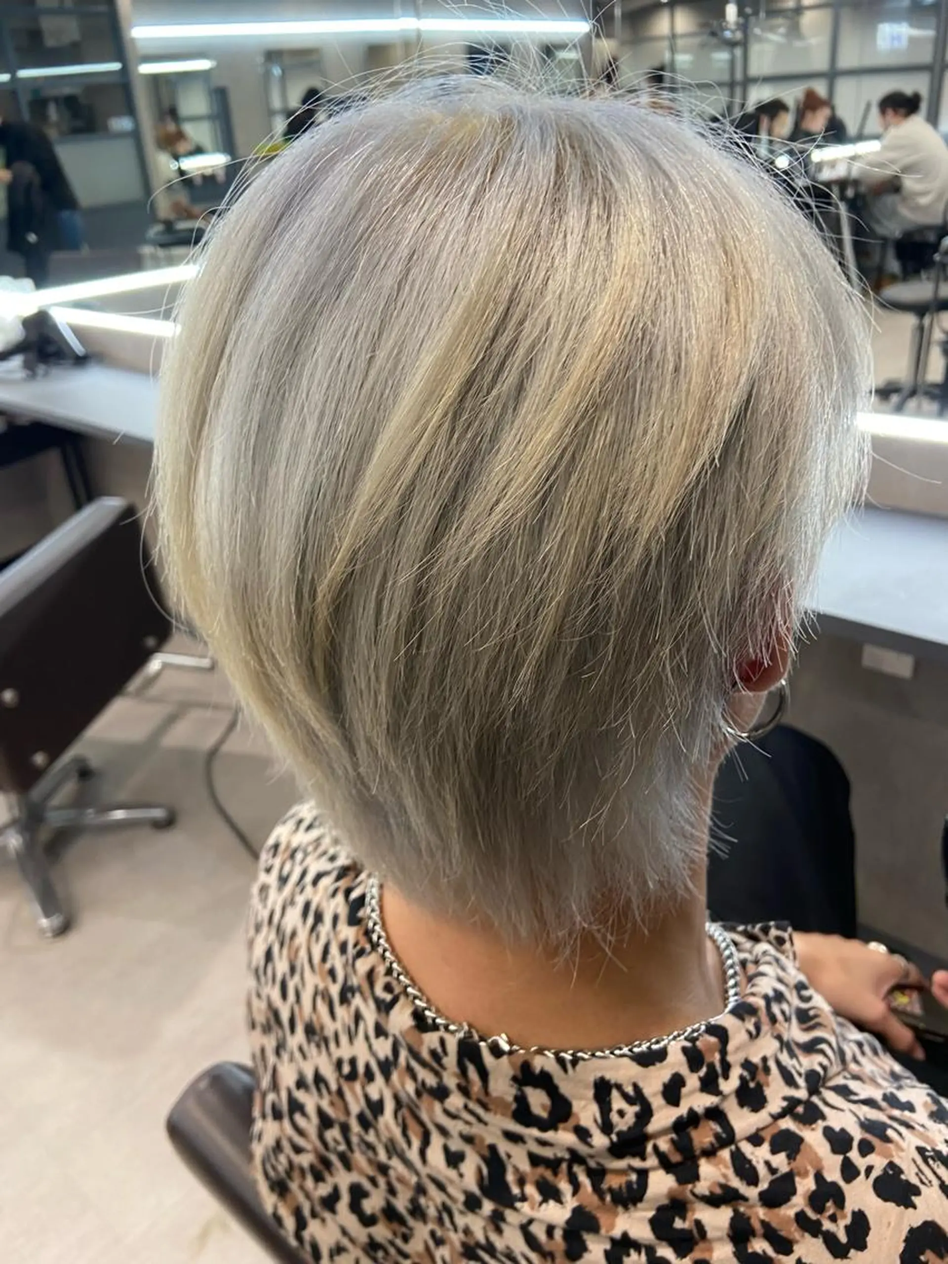 ショート カラー CORE masaのヘアスタイル