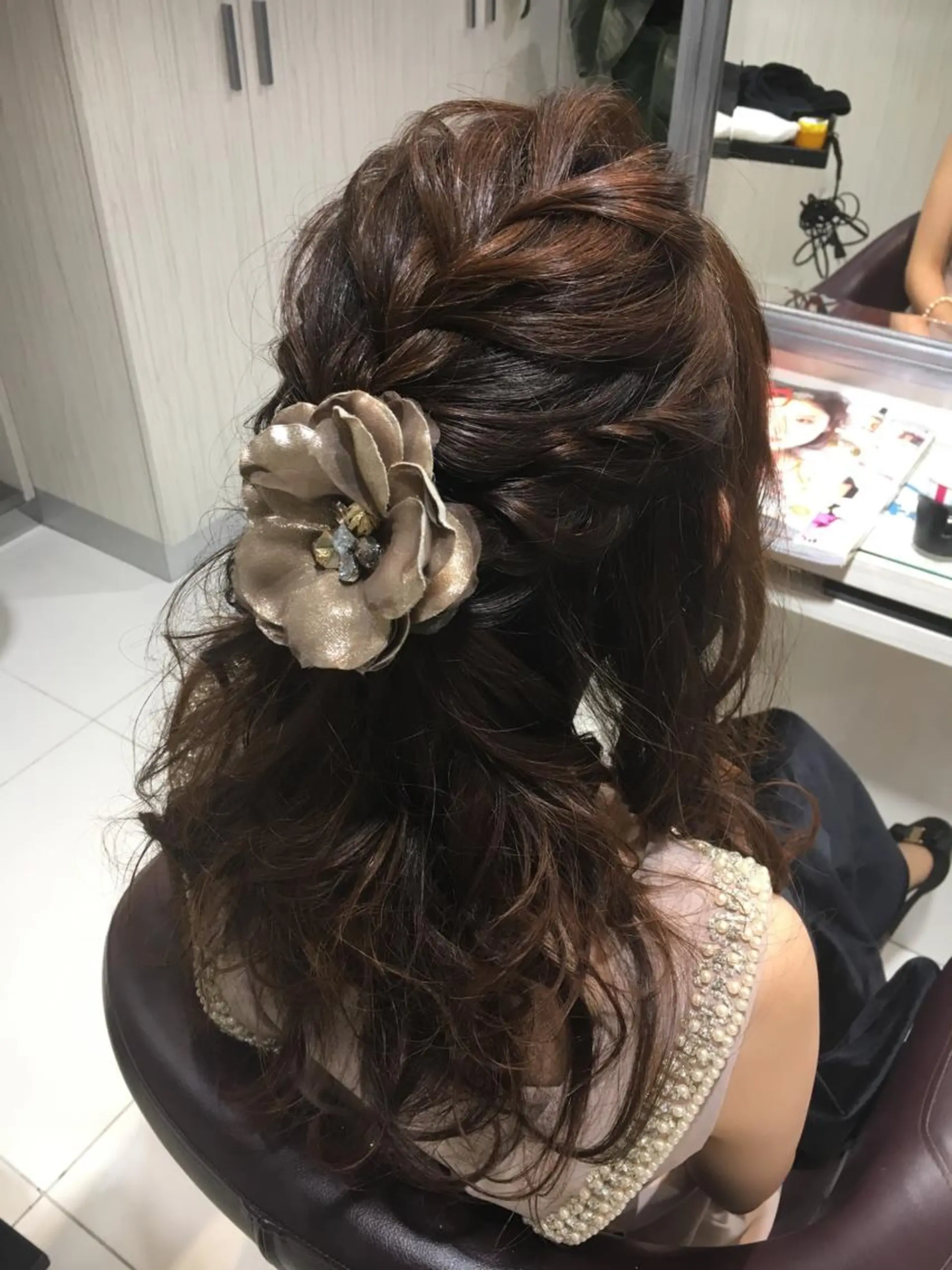 セミロング ロング ヘアアレンジ ✨艶髪✨透明感✨ 山内大樹のヘアスタイル