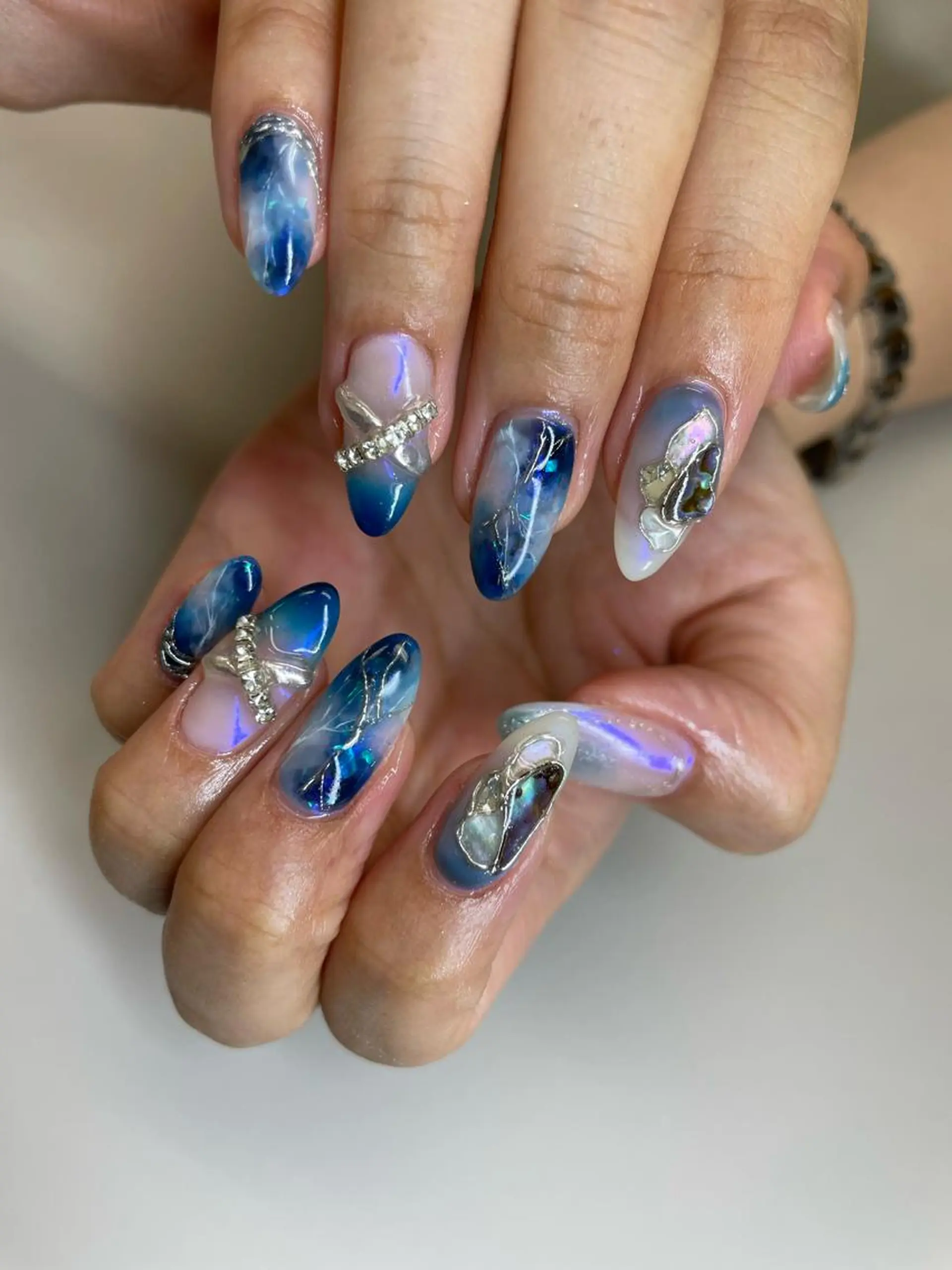 ネイル ハンドネイル Hisaka Mikiのネイルデザイン