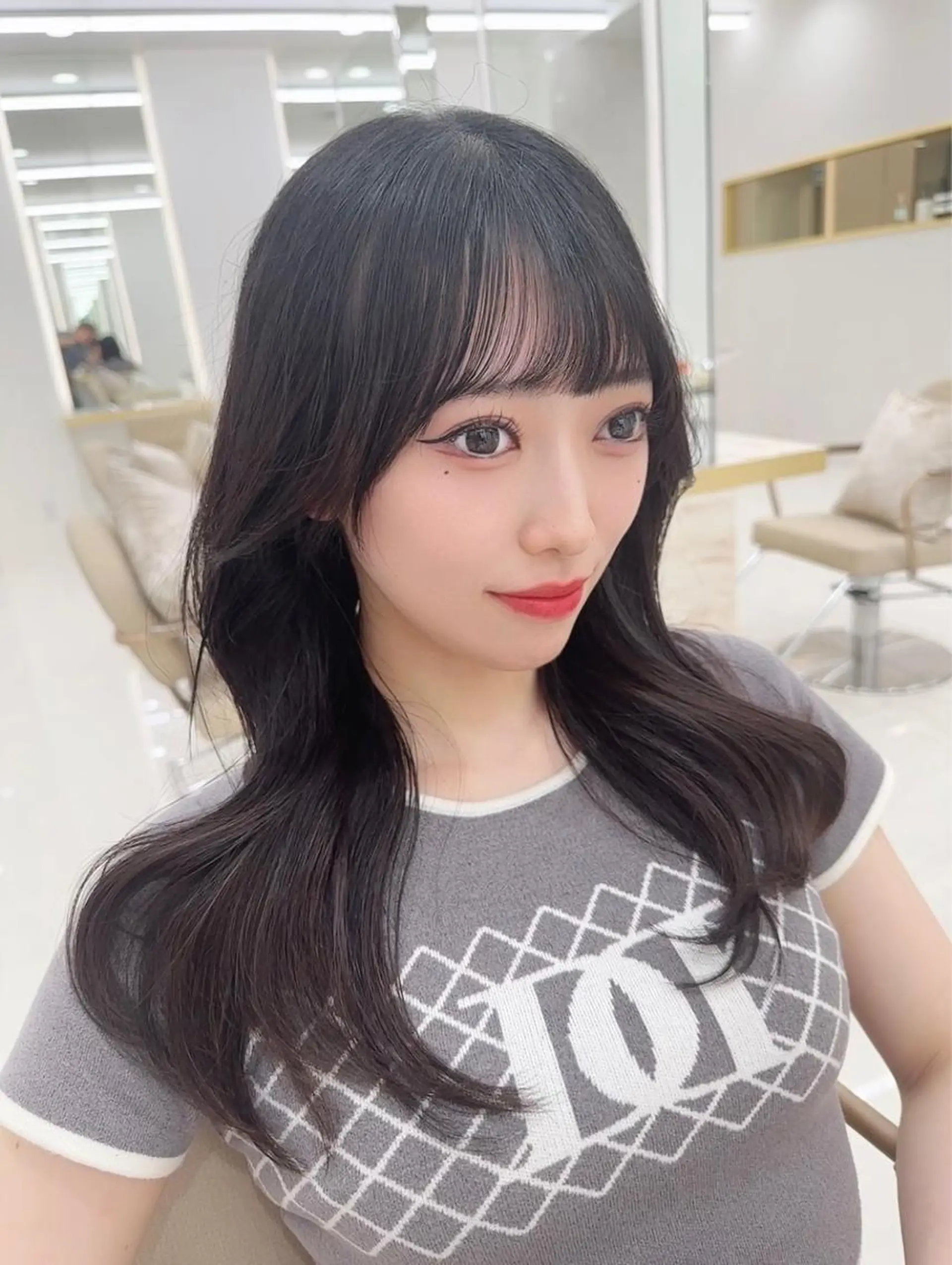 ロング 似合わせ/レイヤー /顔まわり/池田歩樹のヘアスタイル