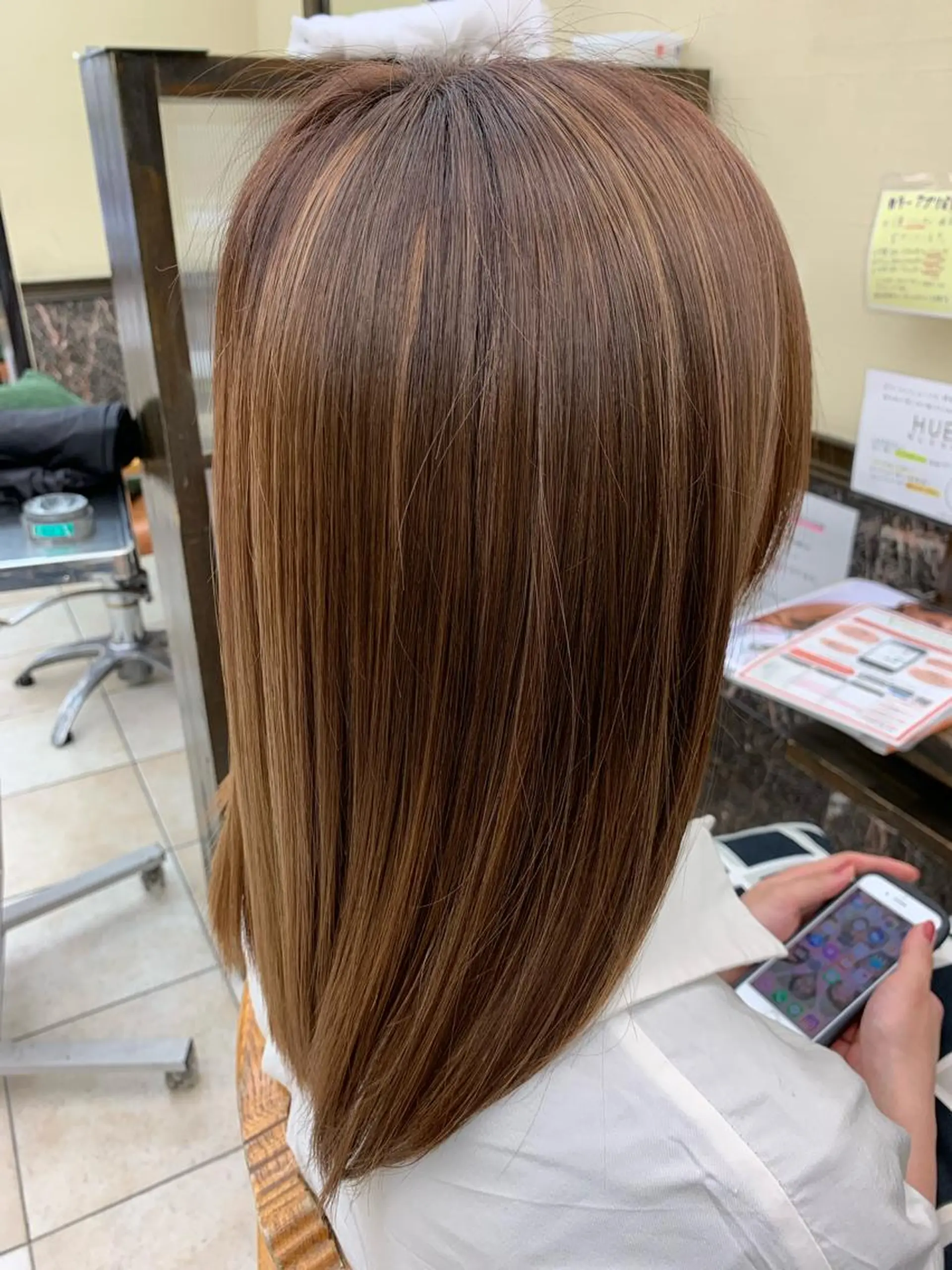 ミディアム ヘアカラー トリートメント HairSalon CLOVER🍀のヘアスタイル