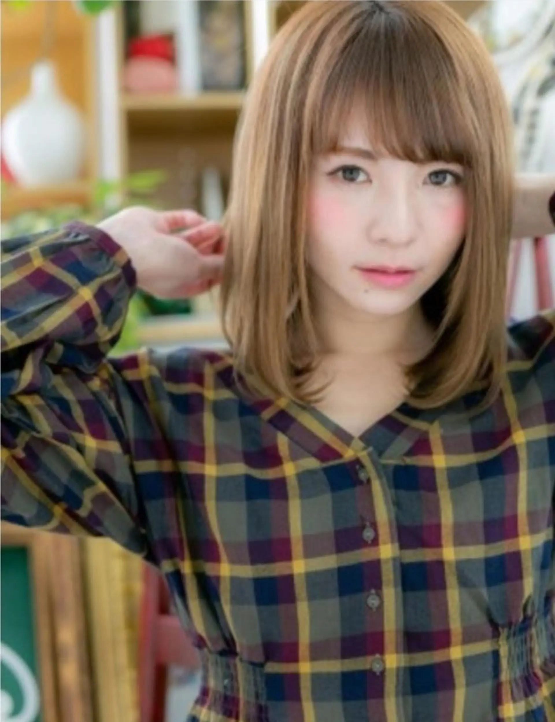 ミディアム カラー ブリーチ 中野 雄介のヘアスタイル