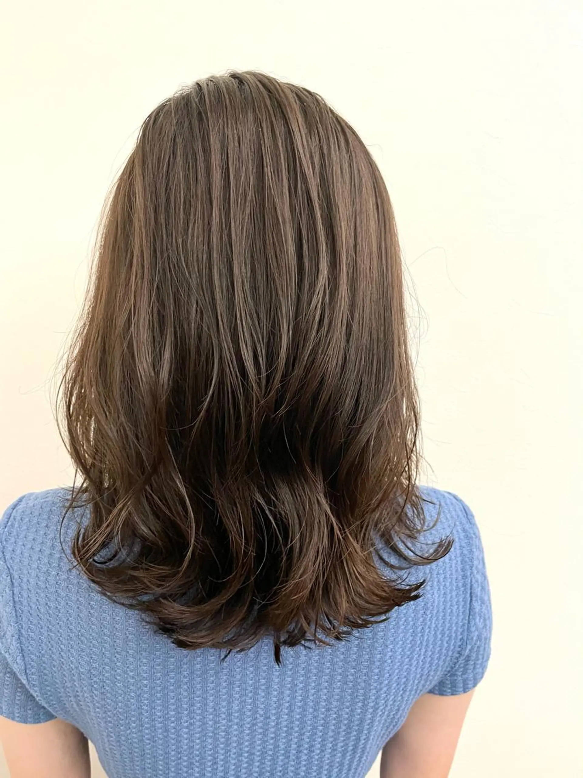 ミディアム TotalBeautysalonCURE所属・CURE 朱梨のネイルデザイン