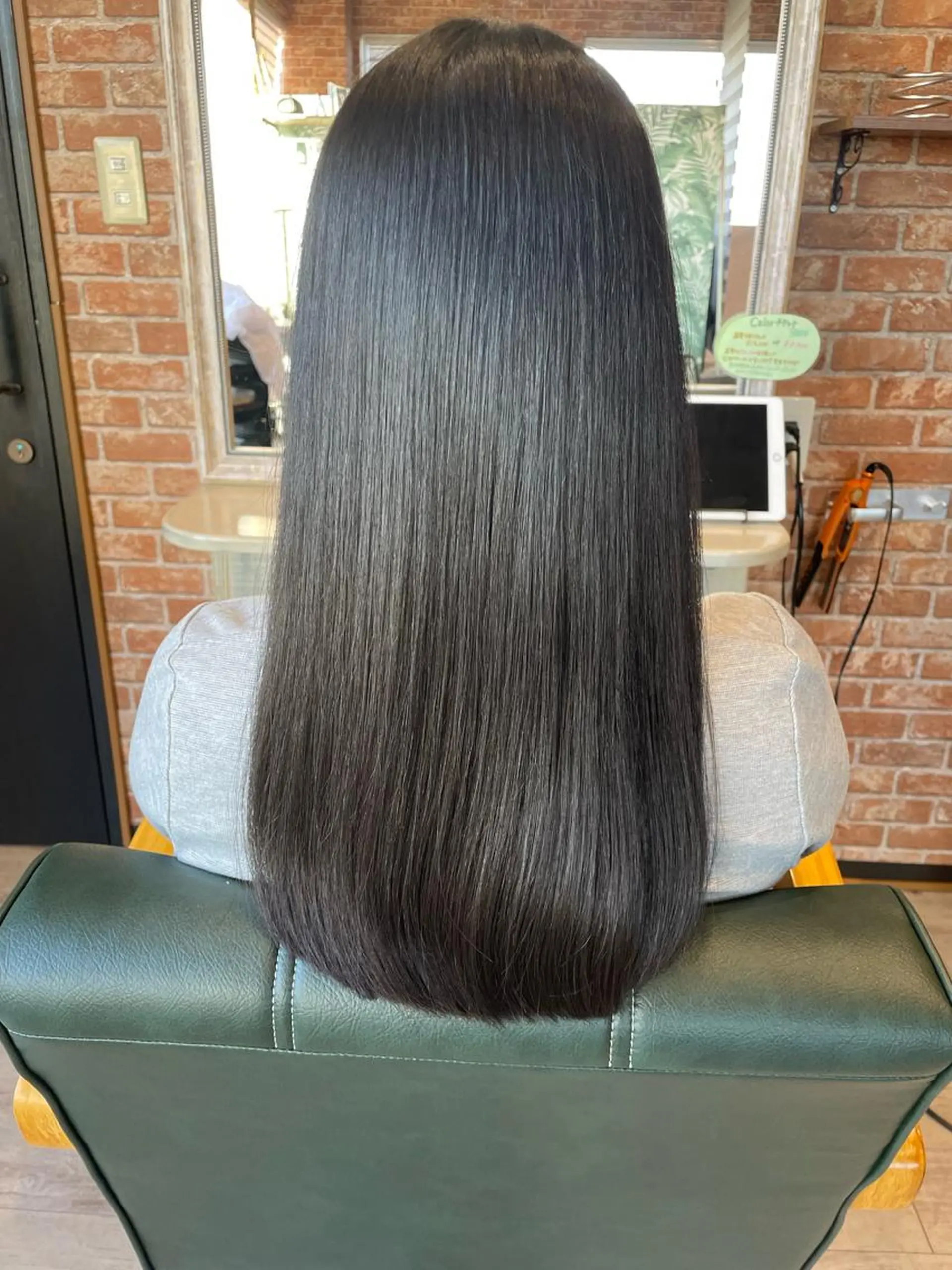 ロング 髪質改善 縮毛矯正 トリートメント 酸熱トリートメント 坂元 瑠茄のその他イメージ