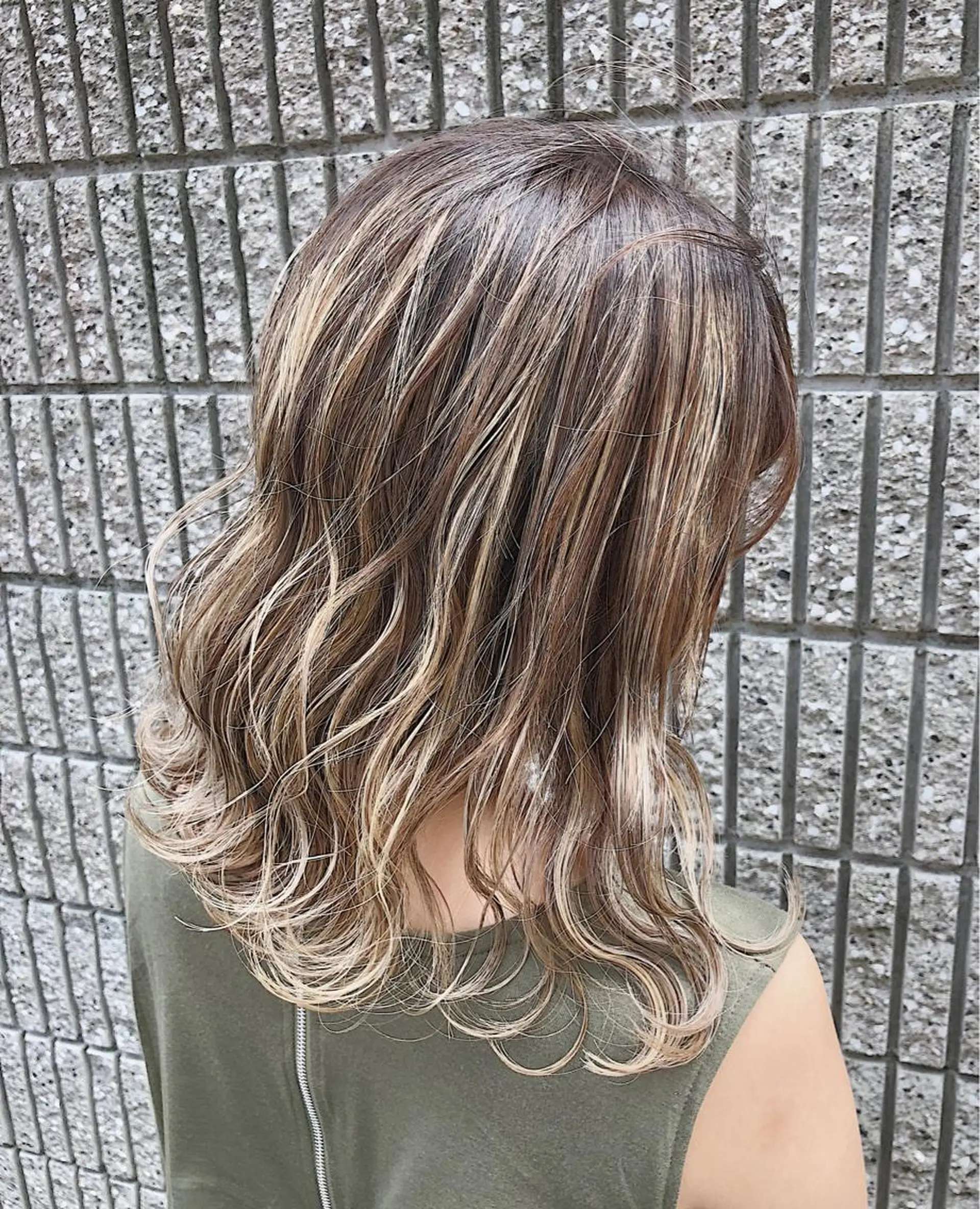 ミディアム カラー ハイライトカラー ハイライト ノンダメージ髪質改善 カラー💎/KURAのヘアスタイル