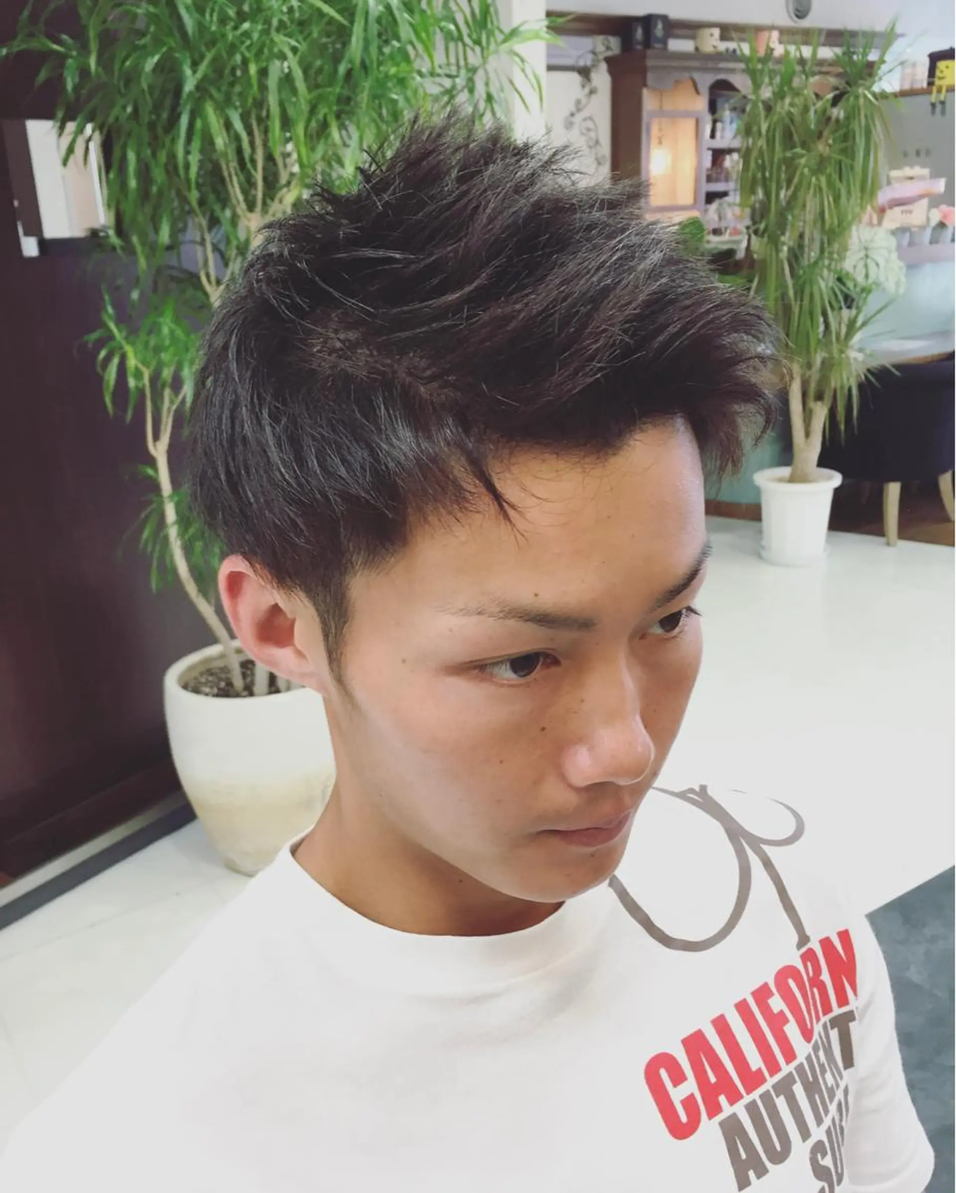 ショート イシイ リョウヘイのヘアスタイル