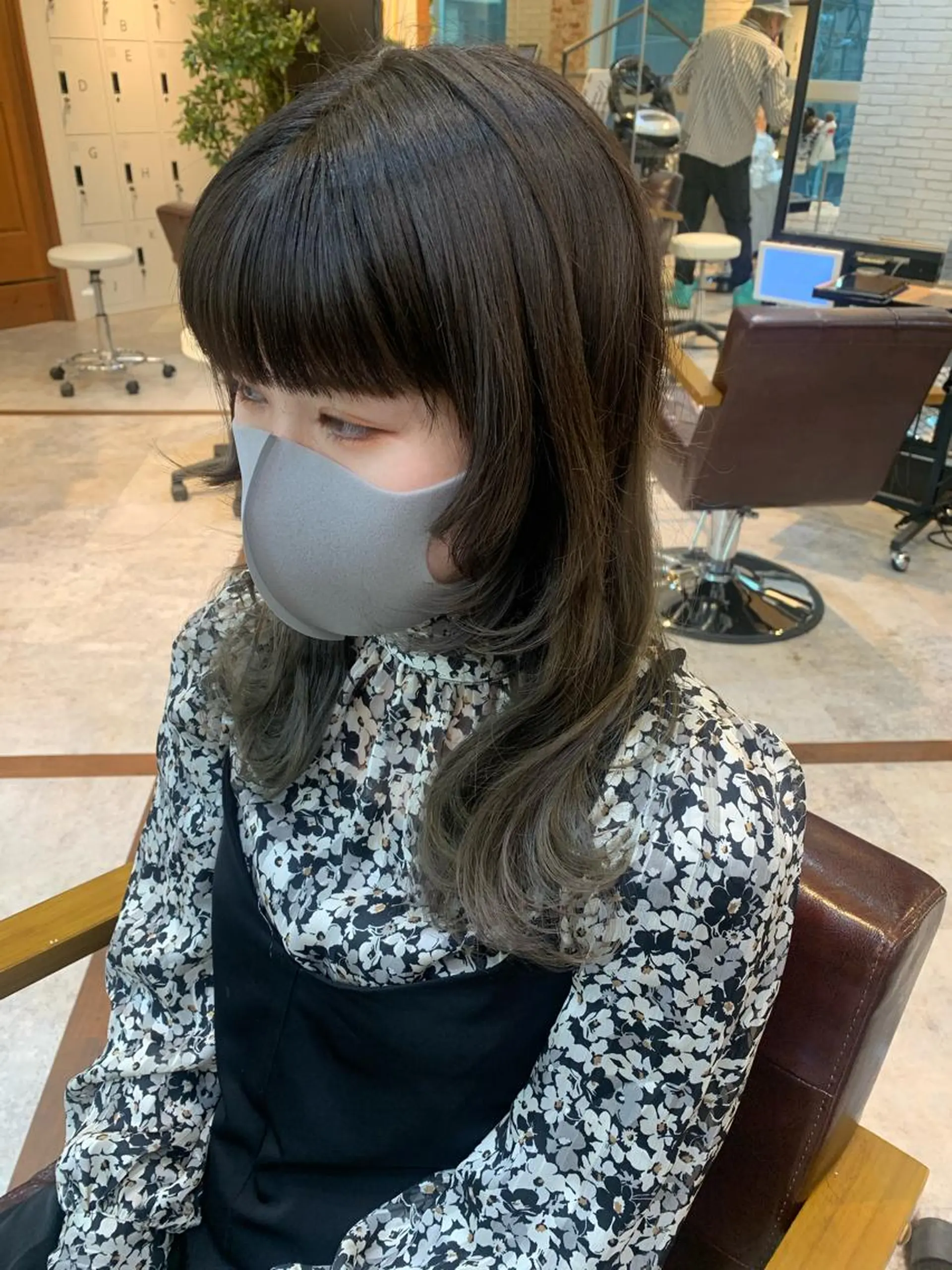 ロング カラー グラデーションカラー グレージュ 顔周りカット ウルフカット 髪質改善/白髪ぼかし KENTAのヘアスタイル