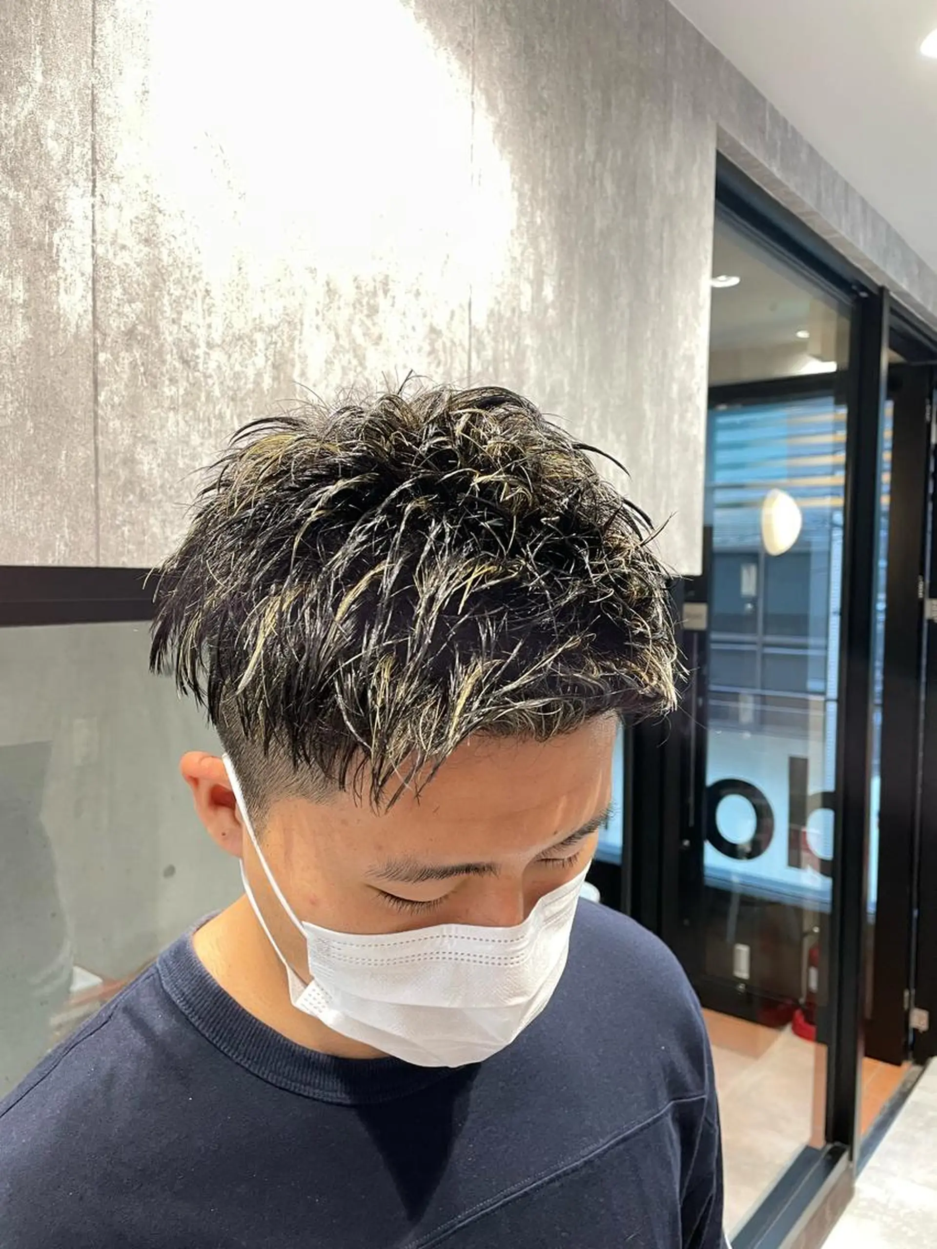 ショート カラー パーマ メンズ メンズメッシュ メッシュ ヘアカラー 🔥メンズ超特化🔥 青木海斗のヘアスタイル