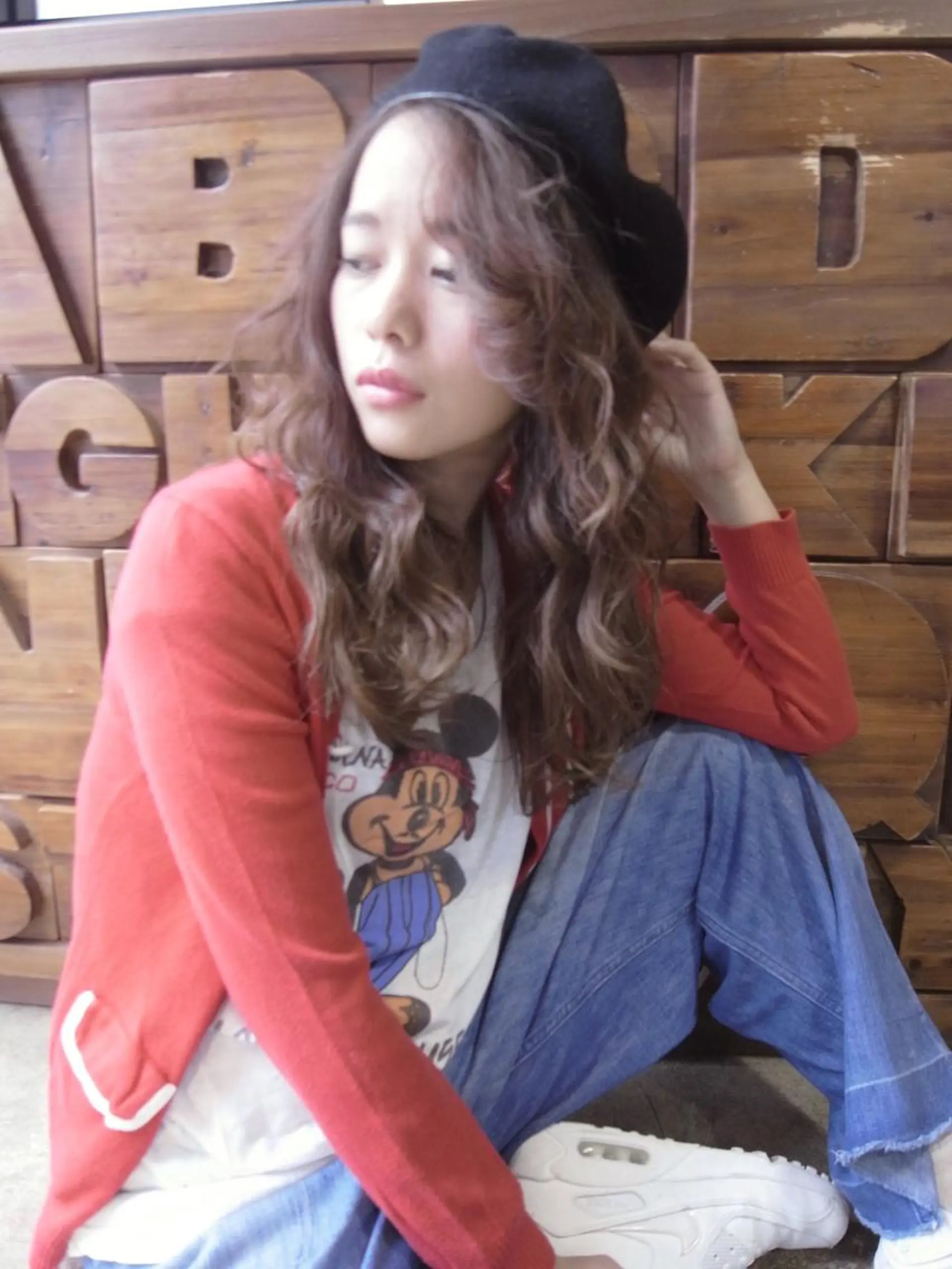 ロング カラー ヘアアレンジ アッシュ ロング 北條 優輝のヘアスタイル