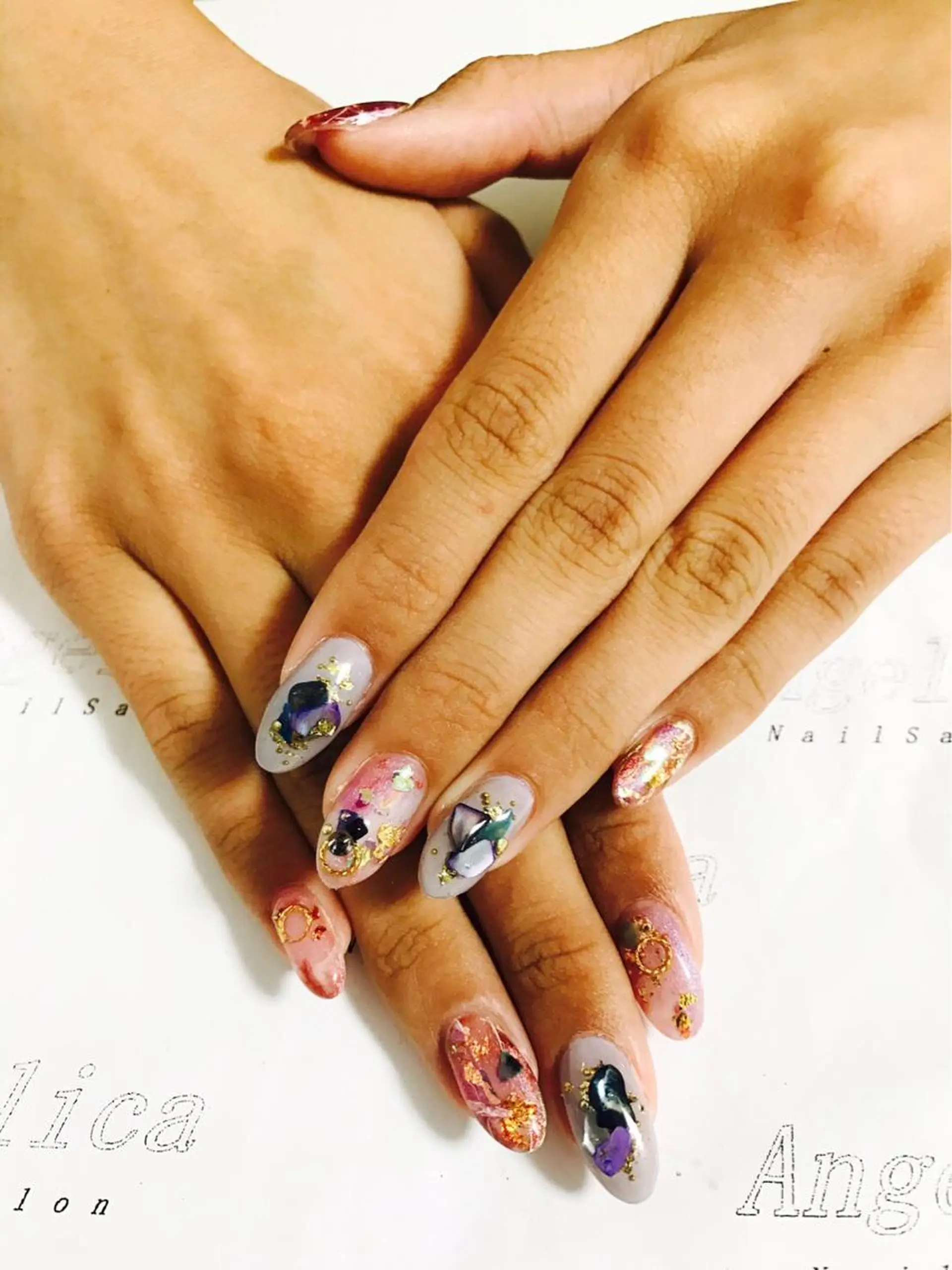 ネイル ハンドネイル Angelica ネイリストのネイルデザイン