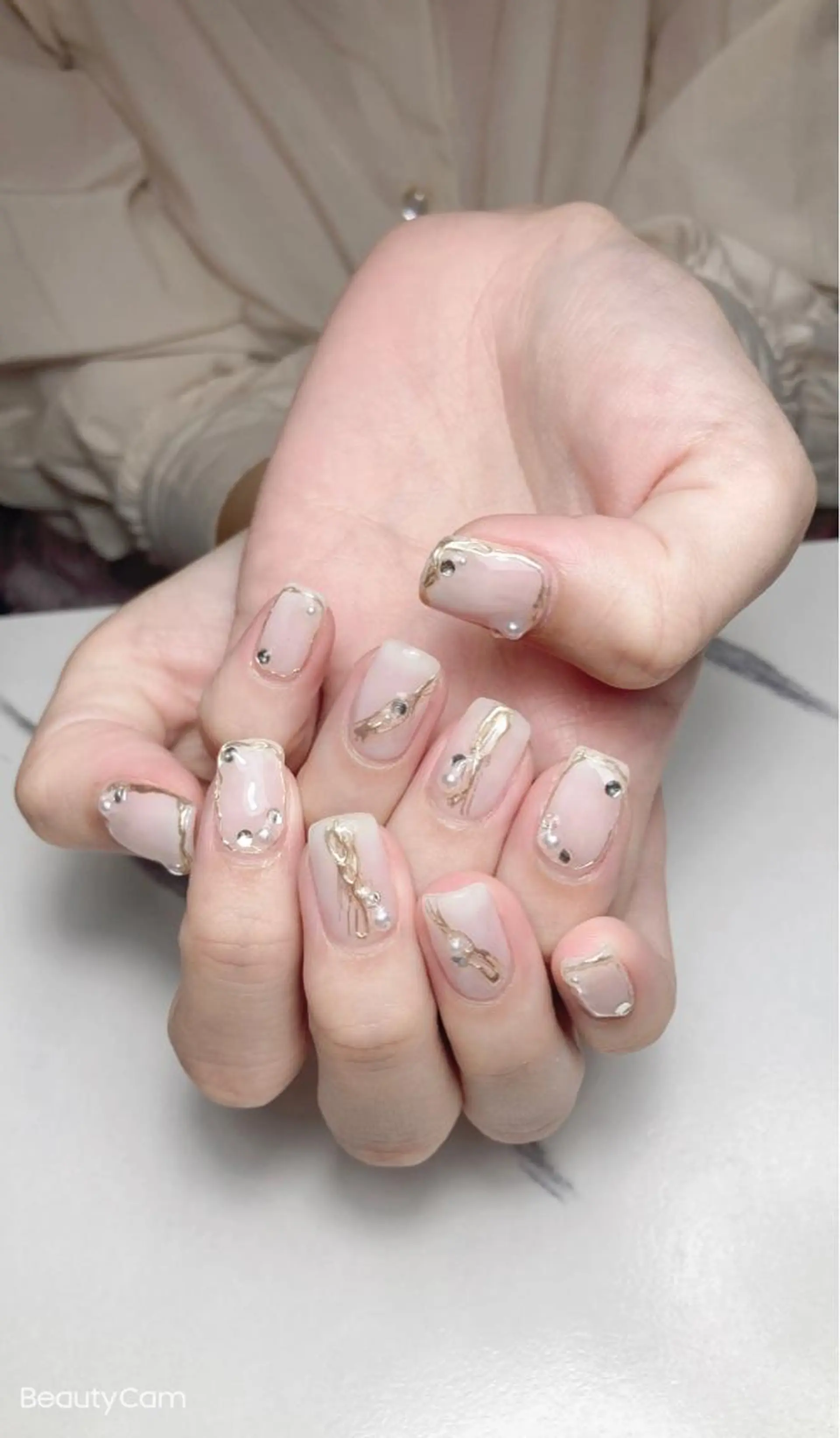 ネイル ewt miniのマツエク・マツパデザイン